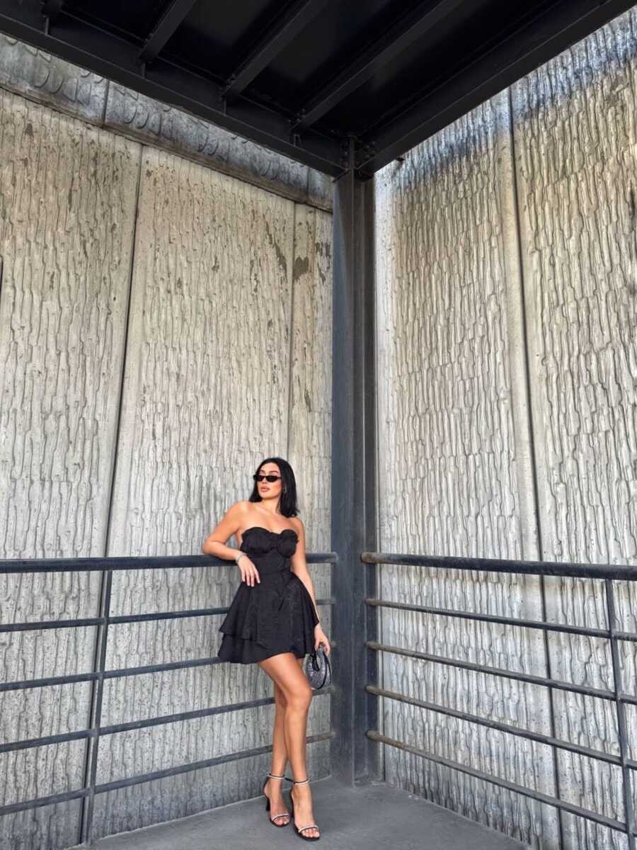 ŞORTLU SATEN ELBİSE