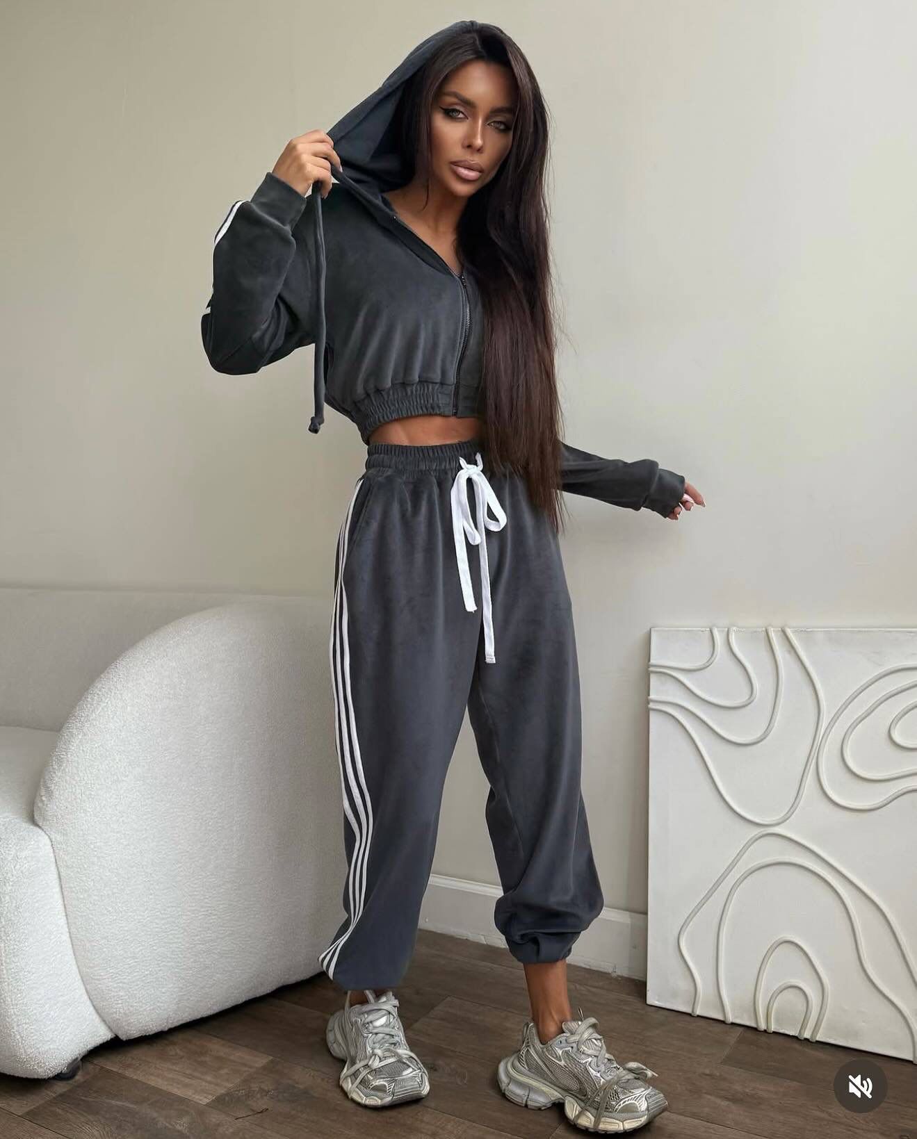 KADİFE EŞOFMAN TAKIM