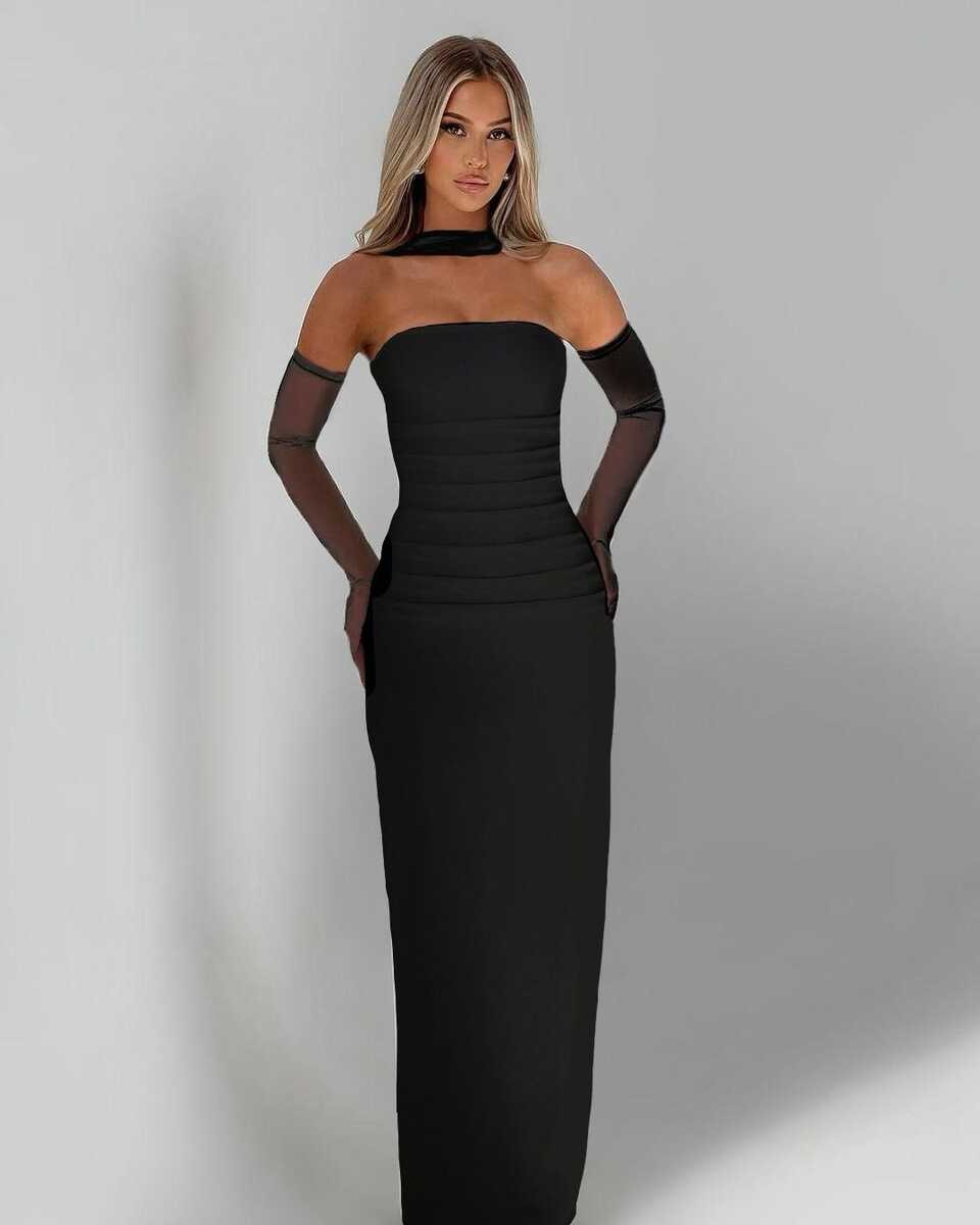 BLACK DRESS WITH TULLE GLOVES