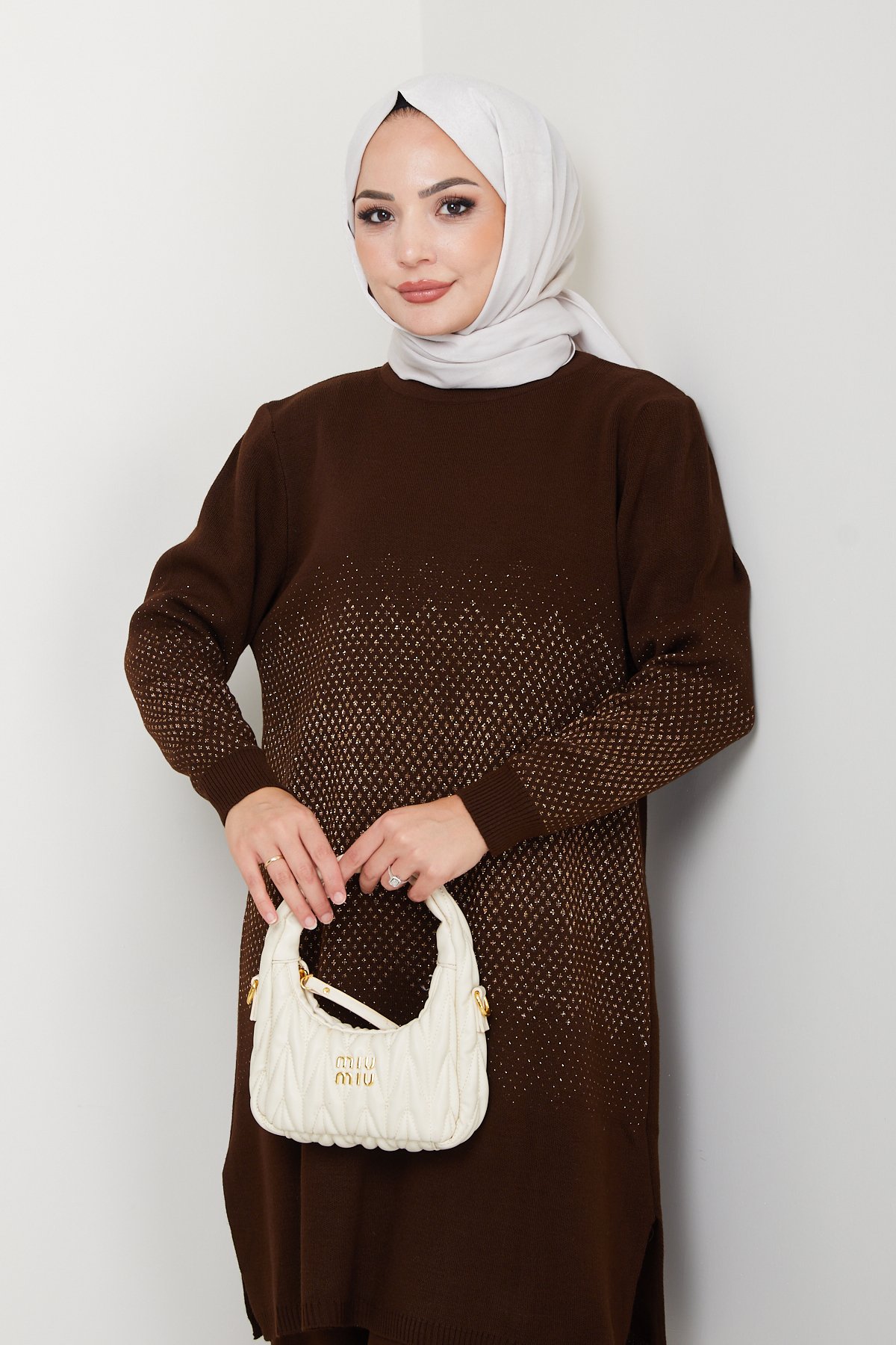 Elegance Simli Dokuma Rahat Kalıp Kadın Tunik ve Pantolon Tesettür Triko Takım