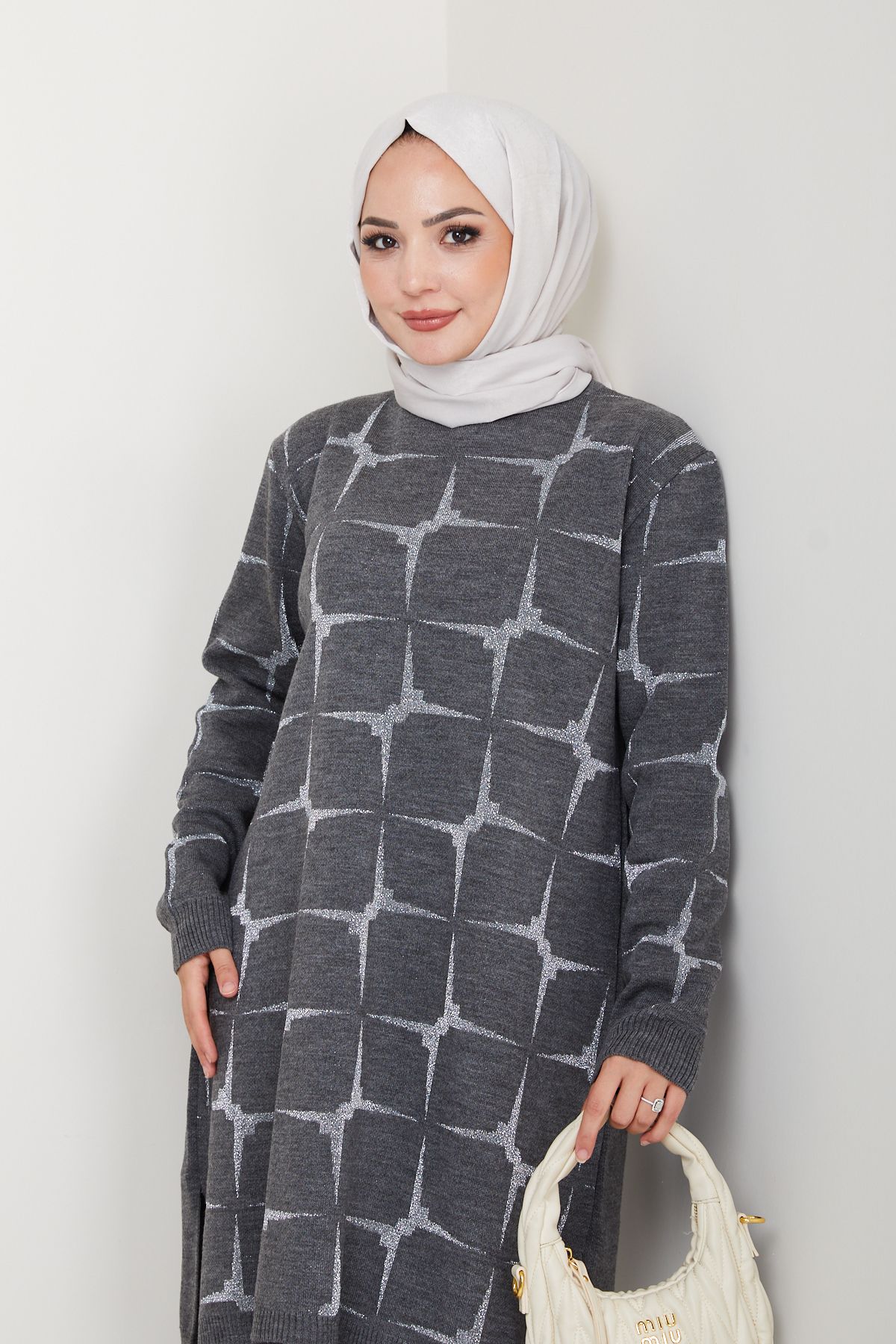 Işıltı Desen Çelik Örgü Rahat Kalıp Kadın Tunik ve Pantolon Tesettür Triko Takım