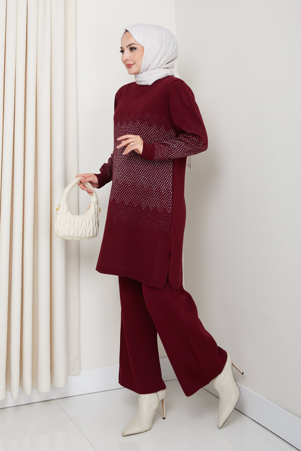 Elegance Simli Dokuma Rahat Kalıp Kadın Tunik ve Pantolon Tesettür Triko Takım - Bordo