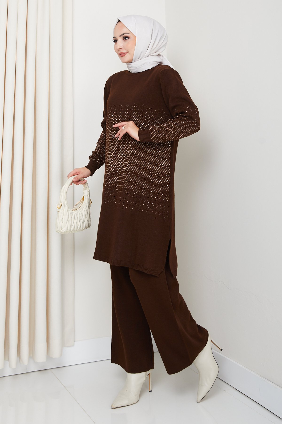 Elegance Simli Dokuma Rahat Kalıp Kadın Tunik ve Pantolon Tesettür Triko Takım
