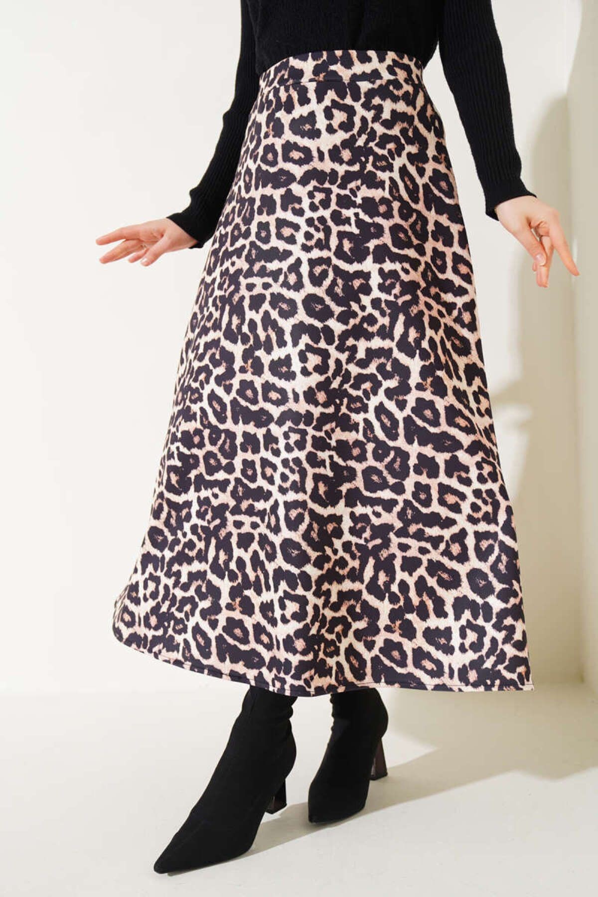 Leopar Desenli Krep Uzun Etek