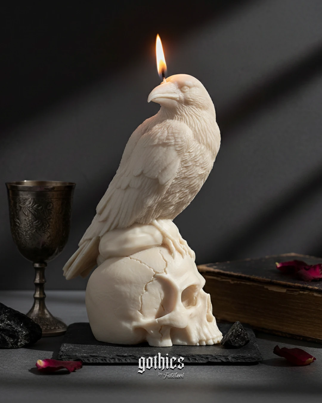 Karga ve Kurukafa Mum | Gotik Heykel Formunda | Raven Skull Candle | Özel Dekoratif Hediyelik