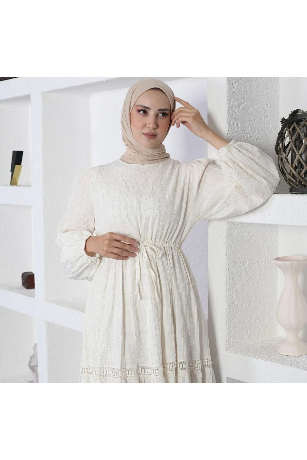 Beyaz Keten Elbise