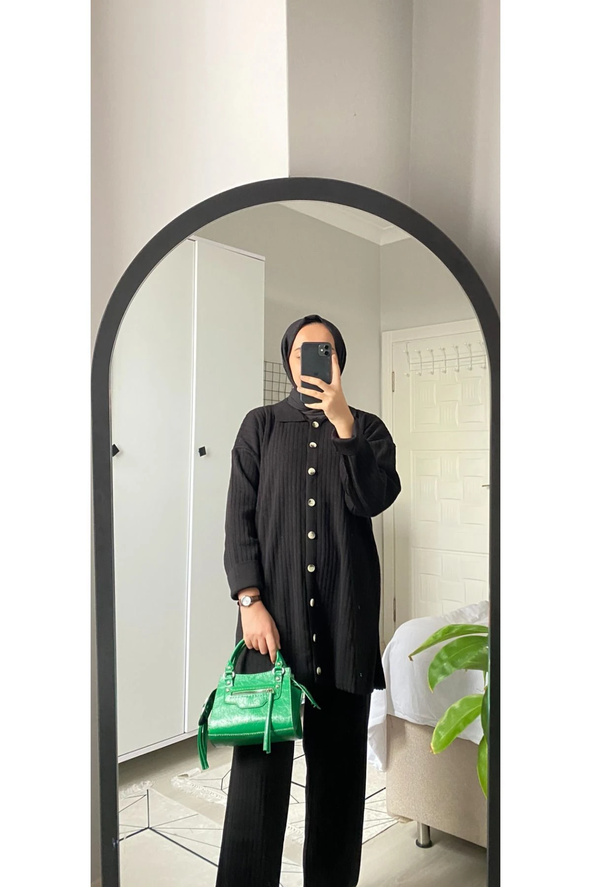 DÜĞMELİ TRİKO TAKIM