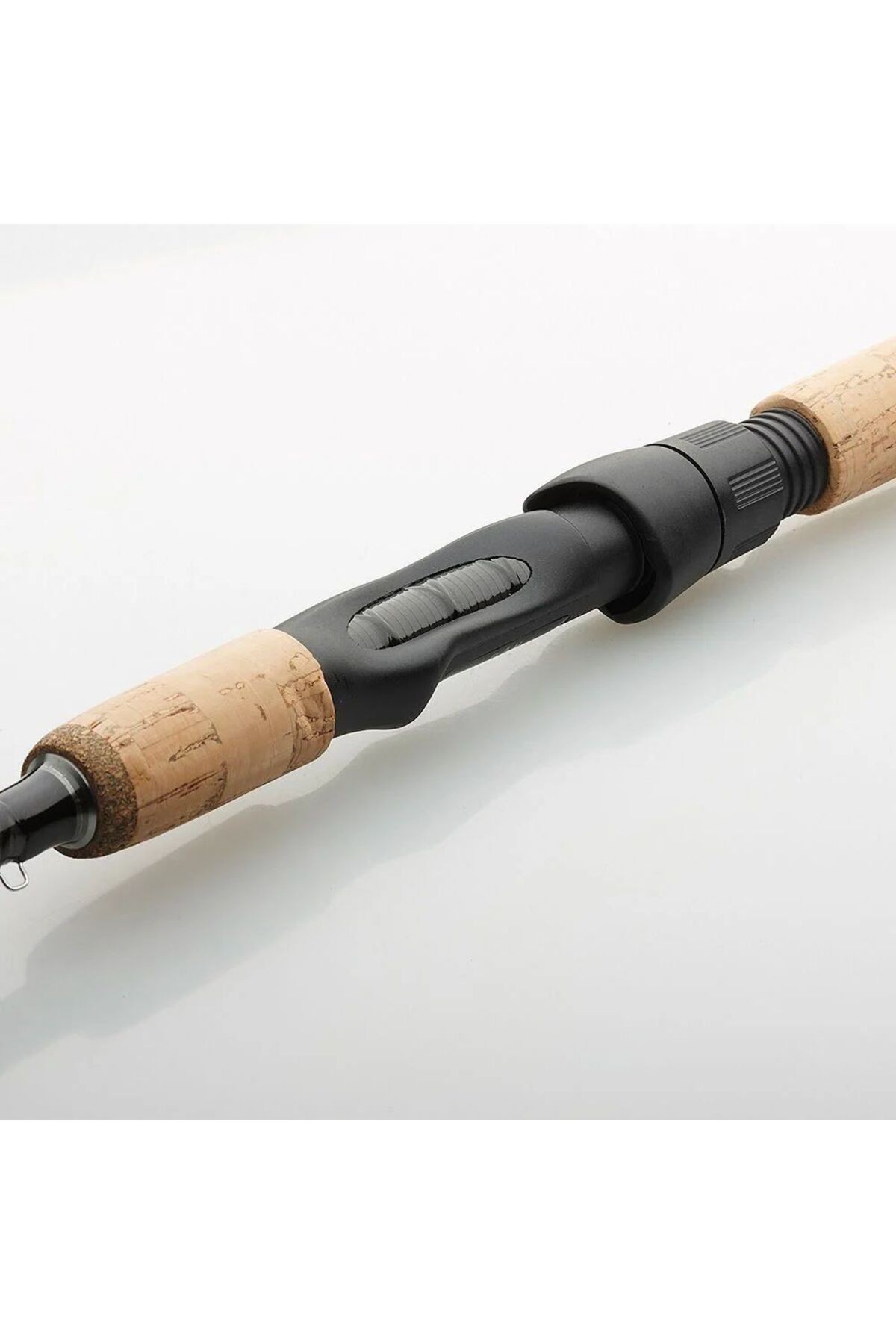 Dam Iconic Travel XP Spin 9'0''/2.70M MF 15-45GR 4 Parça Spin Kamışı
