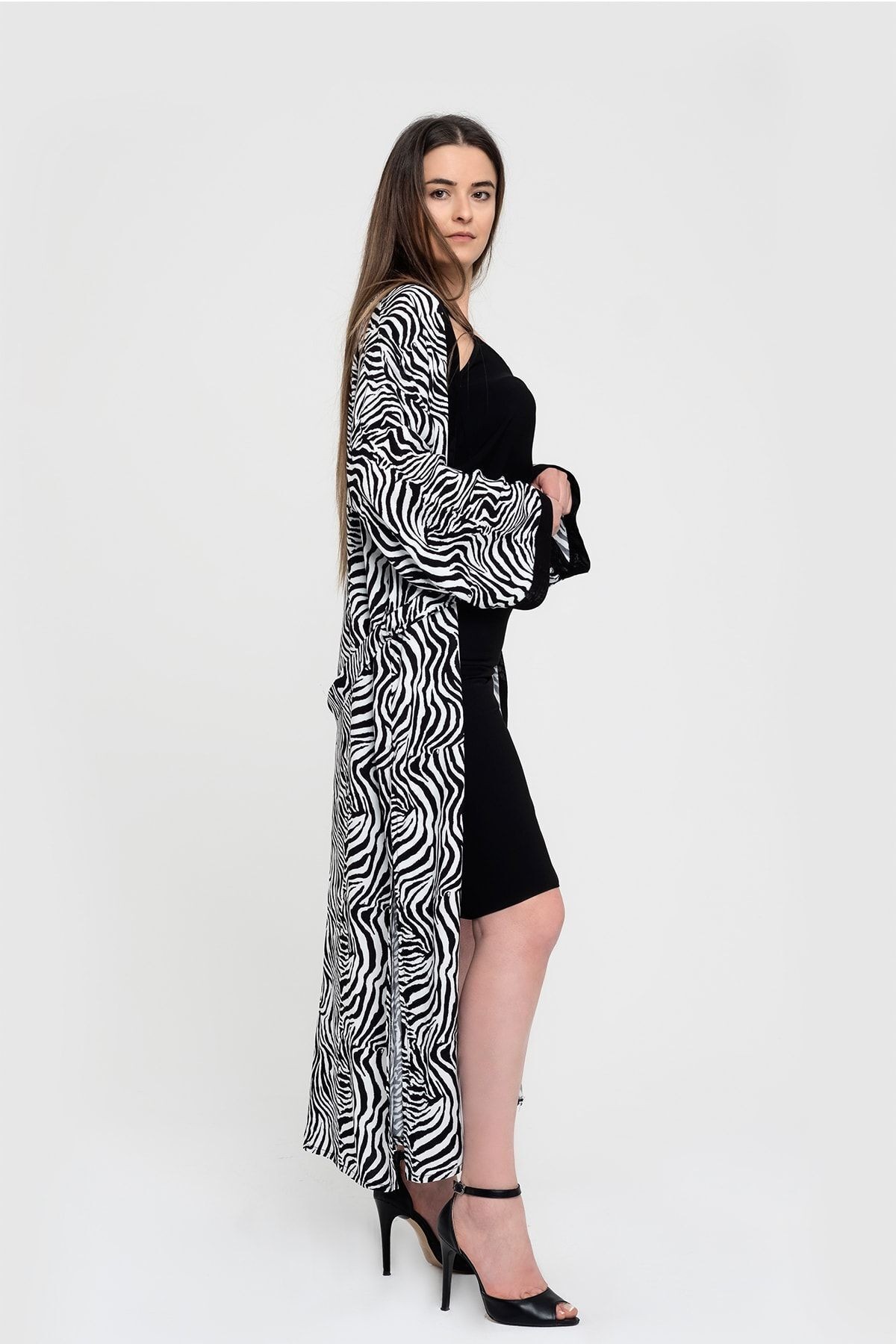 Kimono Lungo con Cintura e Motivo Zebra per Donna