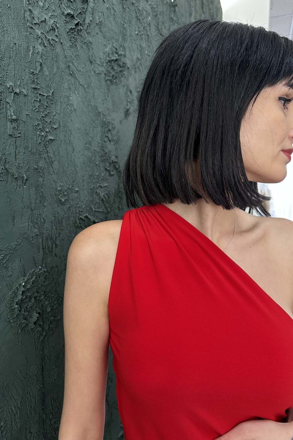 One-Shoulder-Abend- und Tangokleid mit Raffungen für Damen