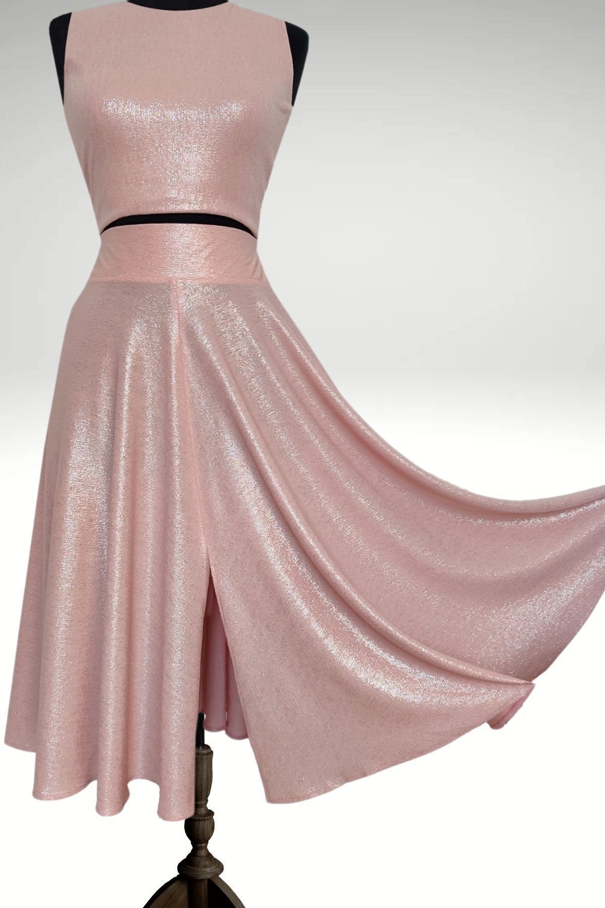 Full Circle Tango Skirt with Double Slits - shiny Blush Pink