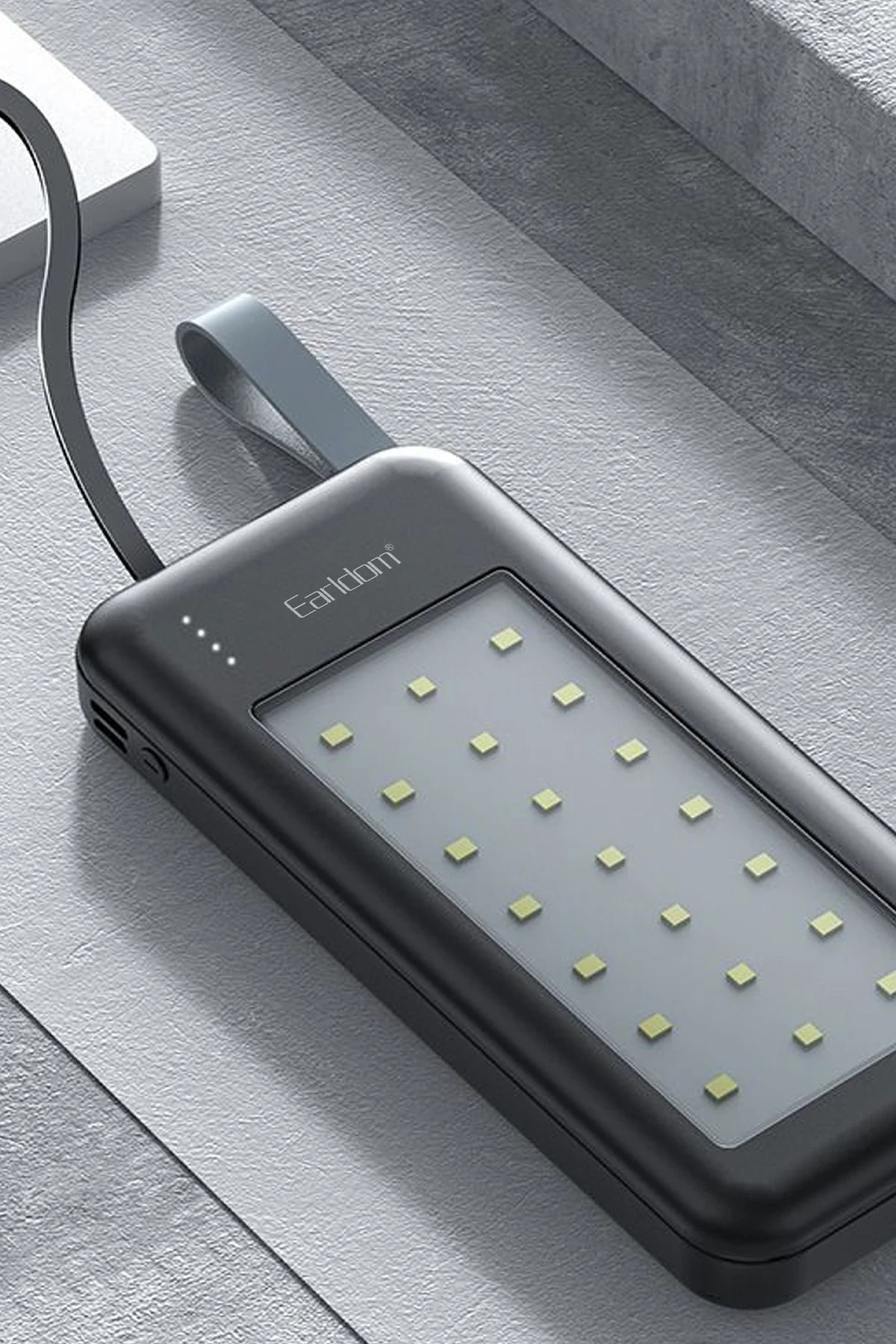 Earldom PB48 10.000 mAh 10W Led Işıklı 3in1 Dahili Kablolu Powerbank - Siyah