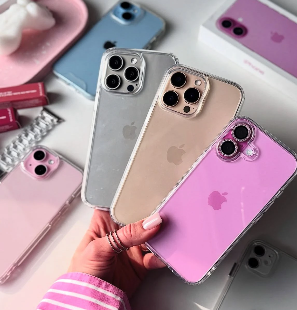 Supreme Sararmaz Mika Şeffaf Dayanıklı Maksimum Koruyucu Kılıflar 