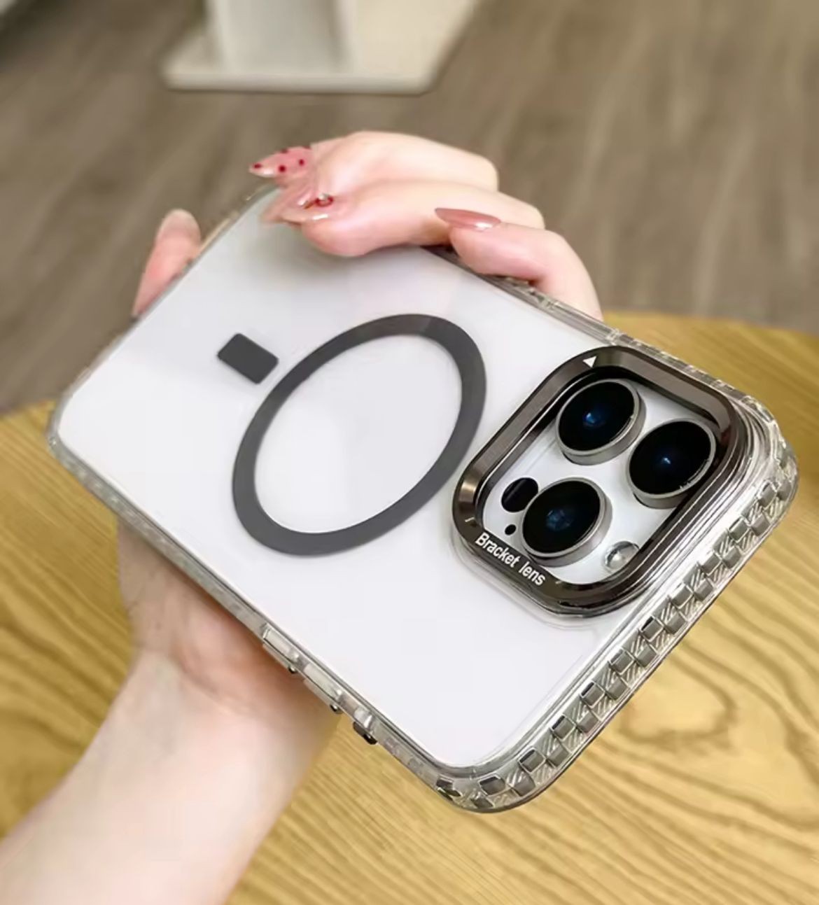 METAL LENS BRAKETLİ MAGSAFE SARJ ÖZELLİKLİ DAMALI RENKLİ KILIFLAR 