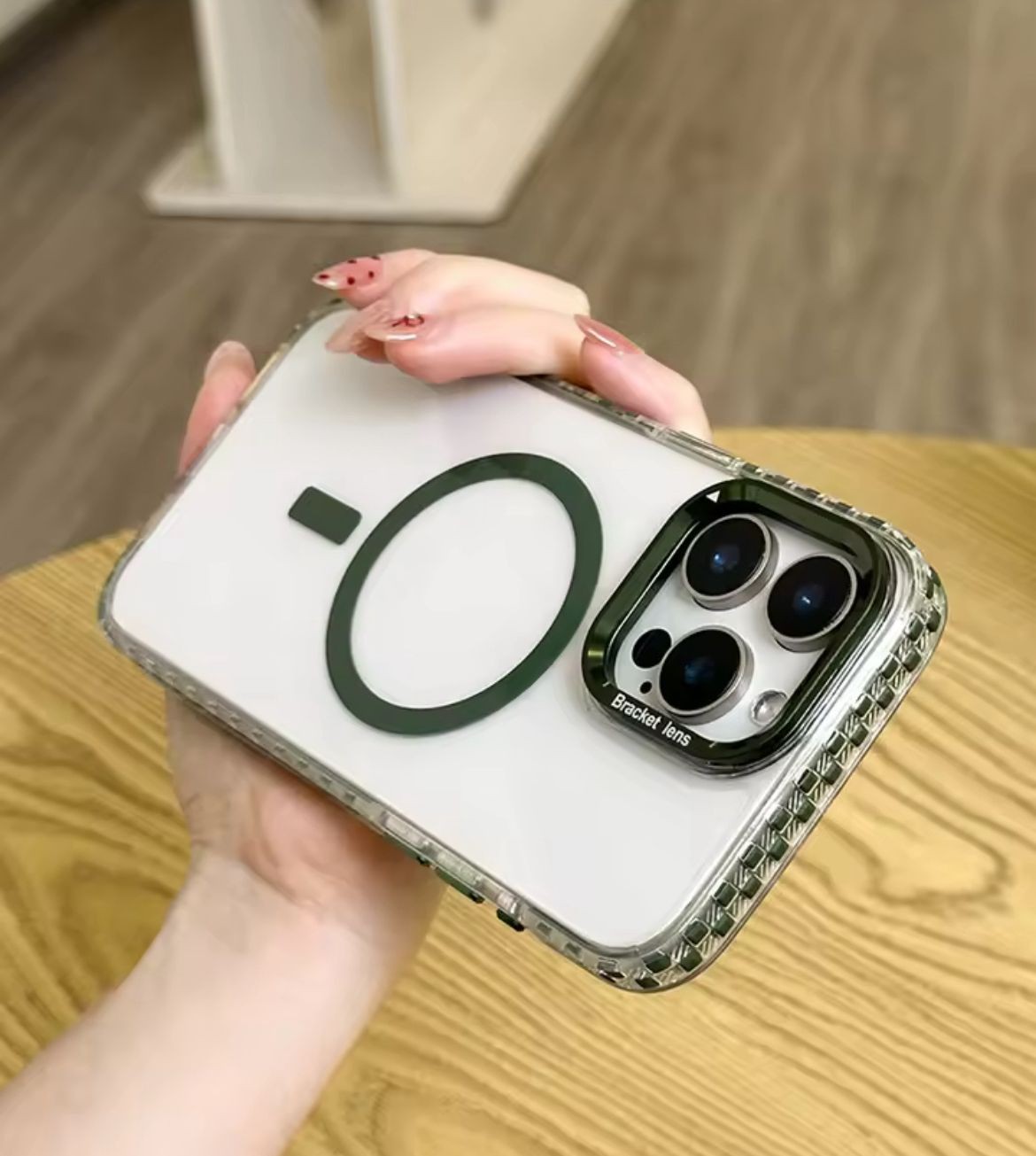 METAL LENS BRAKETLİ MAGSAFE SARJ ÖZELLİKLİ DAMALI RENKLİ KILIFLAR 