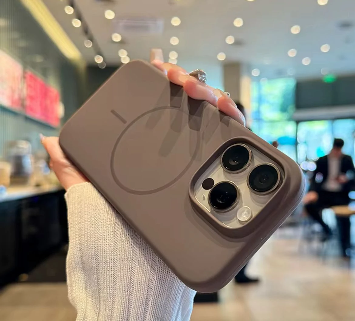 Deluxe Mat Silinebilir IC Magsafe Kamera Çıkıntılı Lansman Kılıflar 