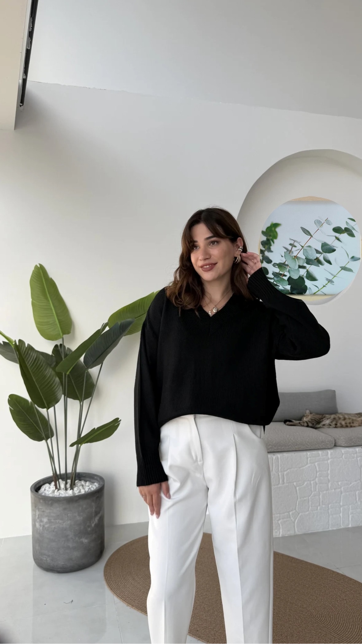 Oversize V Yaka Siyah Kazak