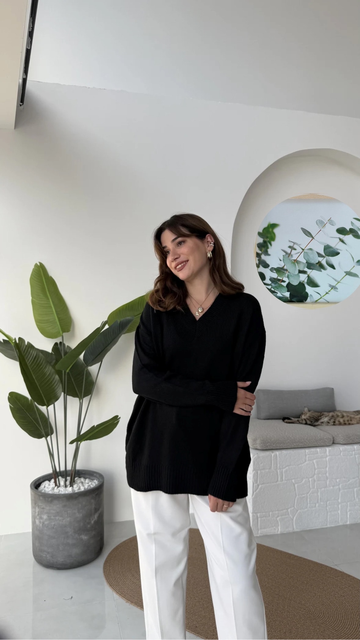 Oversize V Yaka Siyah Kazak