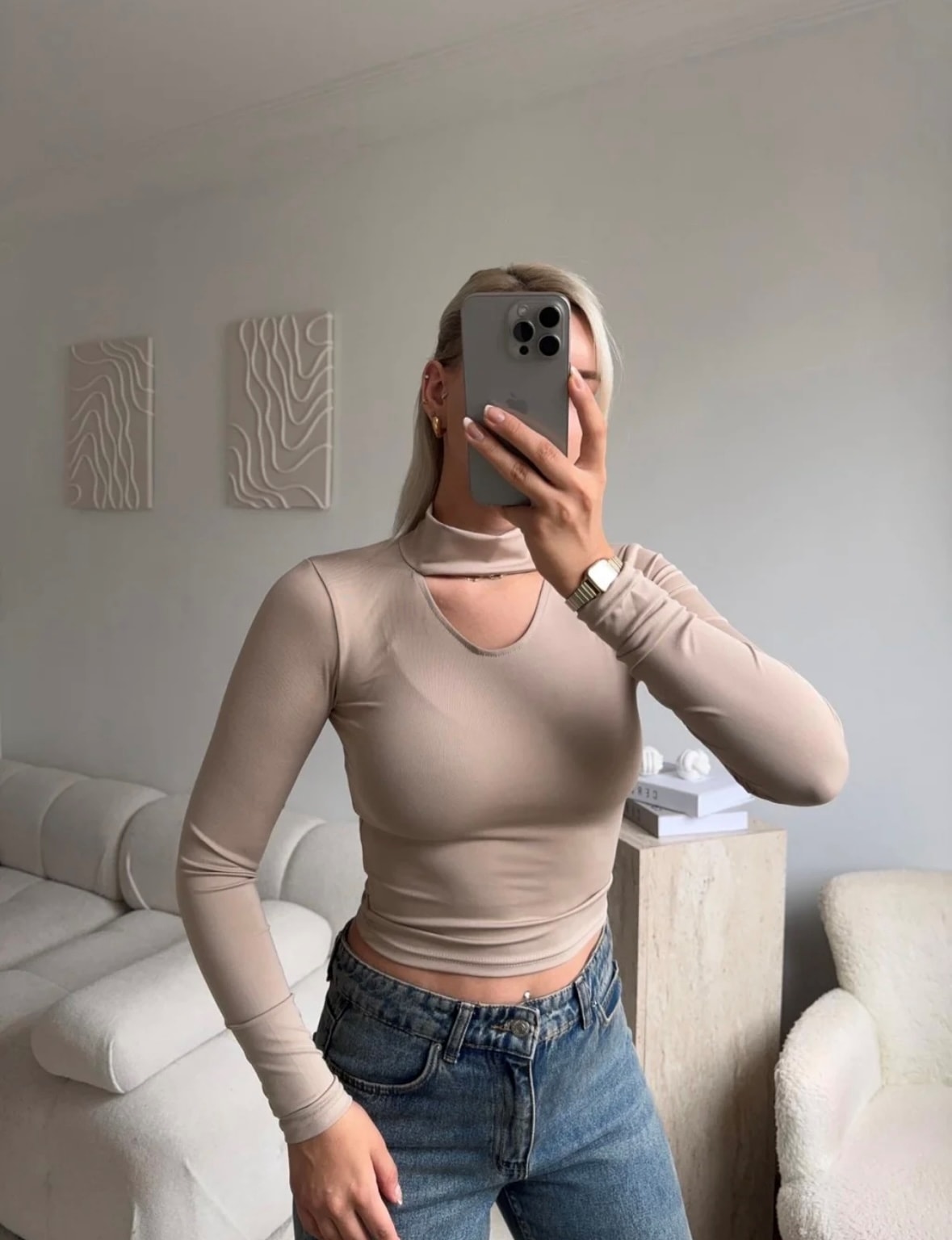 Bisiklet Yaka Önü Açık Bej Bluz