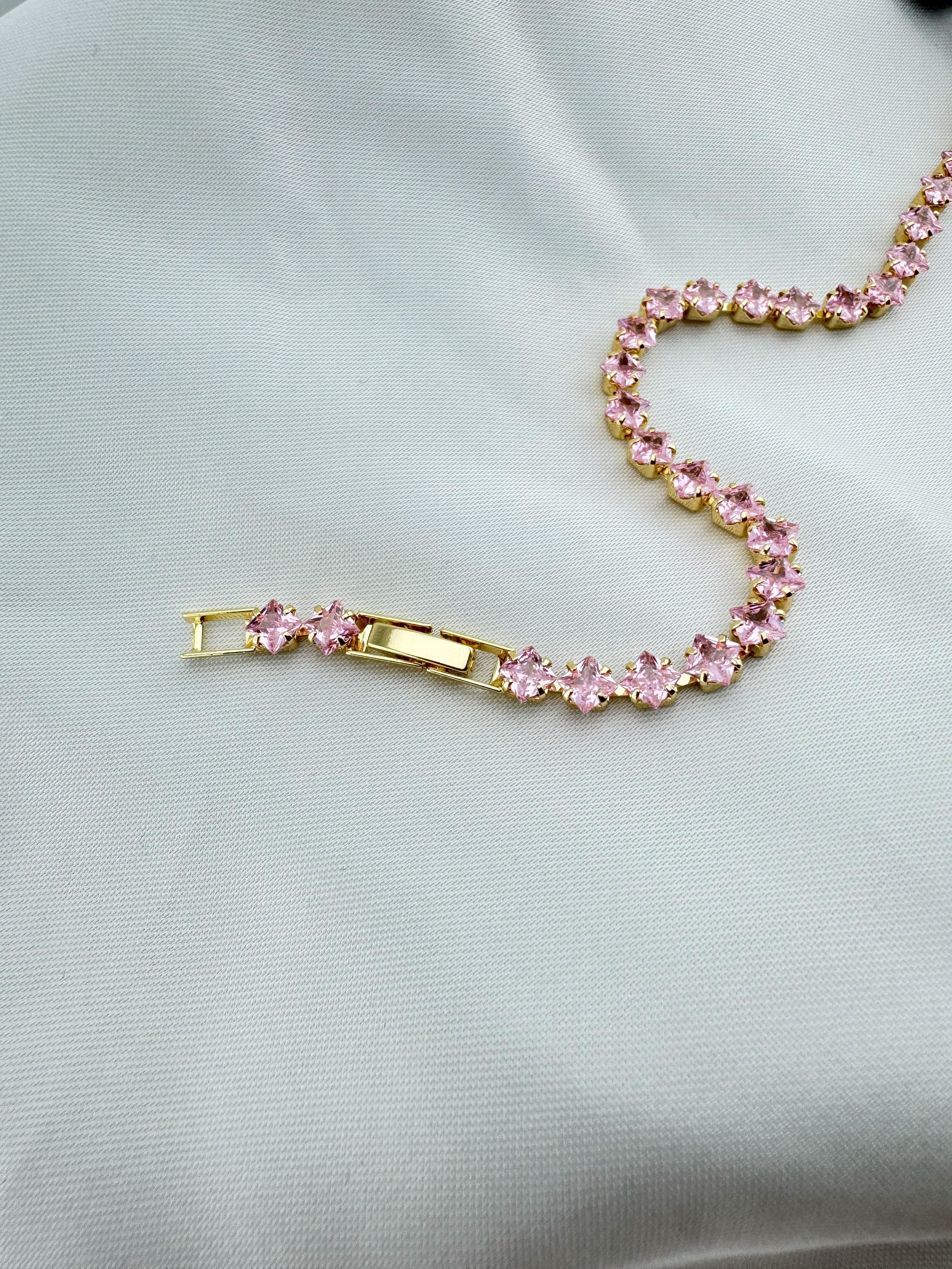 Altın Kaplama Zirkon Taşlı Çelik Bileklik 