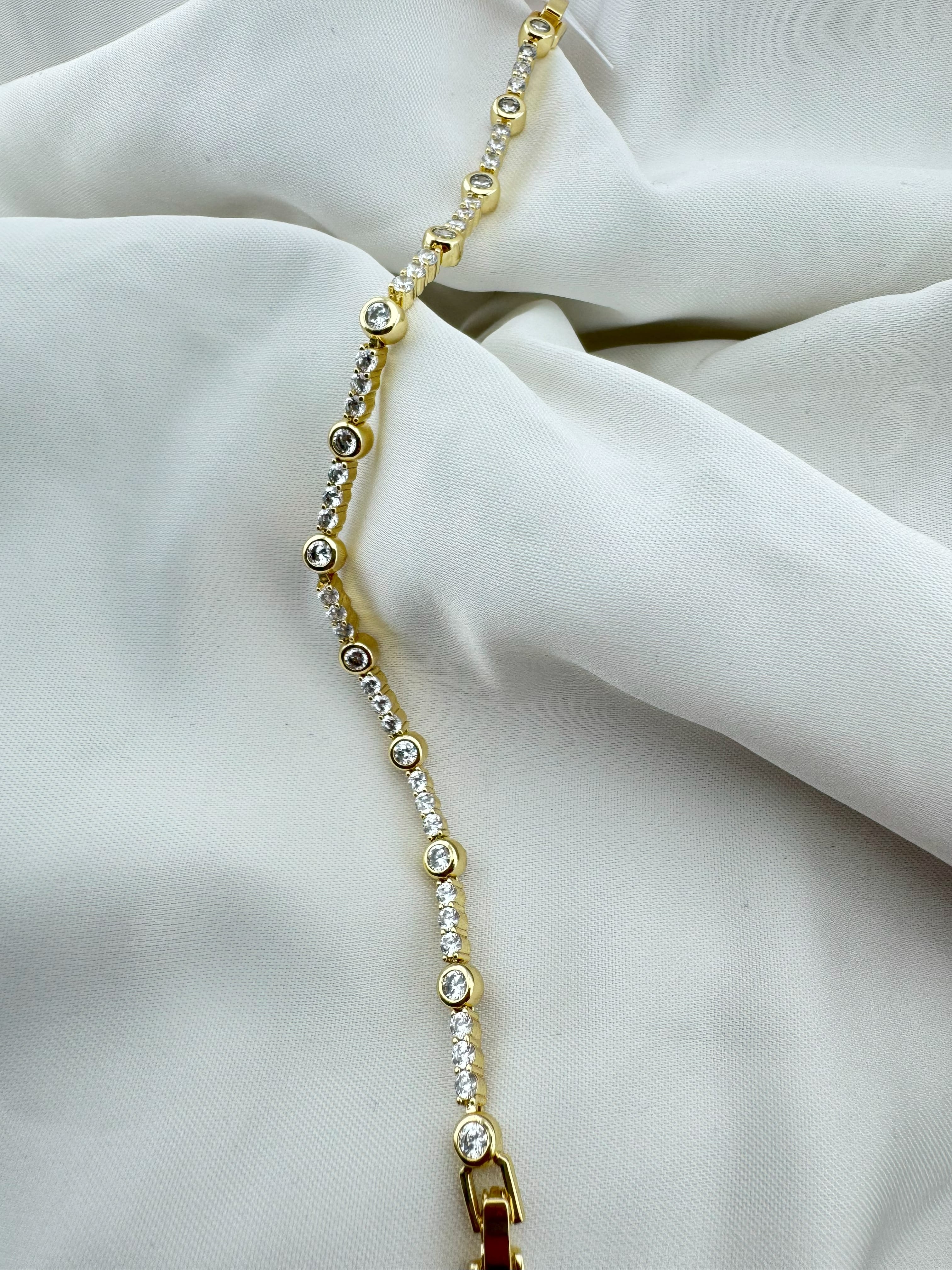 Altın Kaplama Yapay Elmas Çelik Bileklik