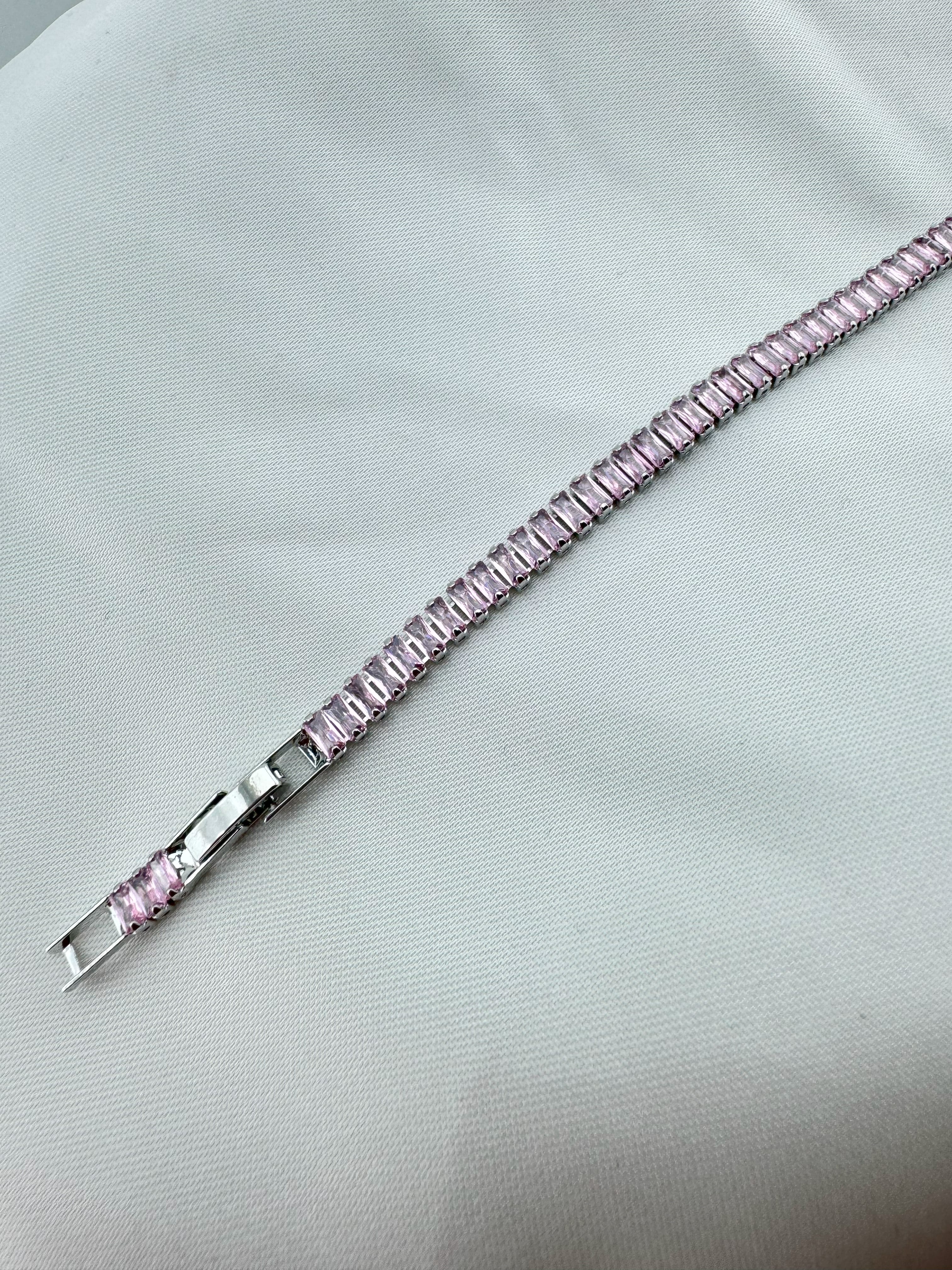 Gümüş Kaplama Zirkon Taşlı Çelik Bileklik 