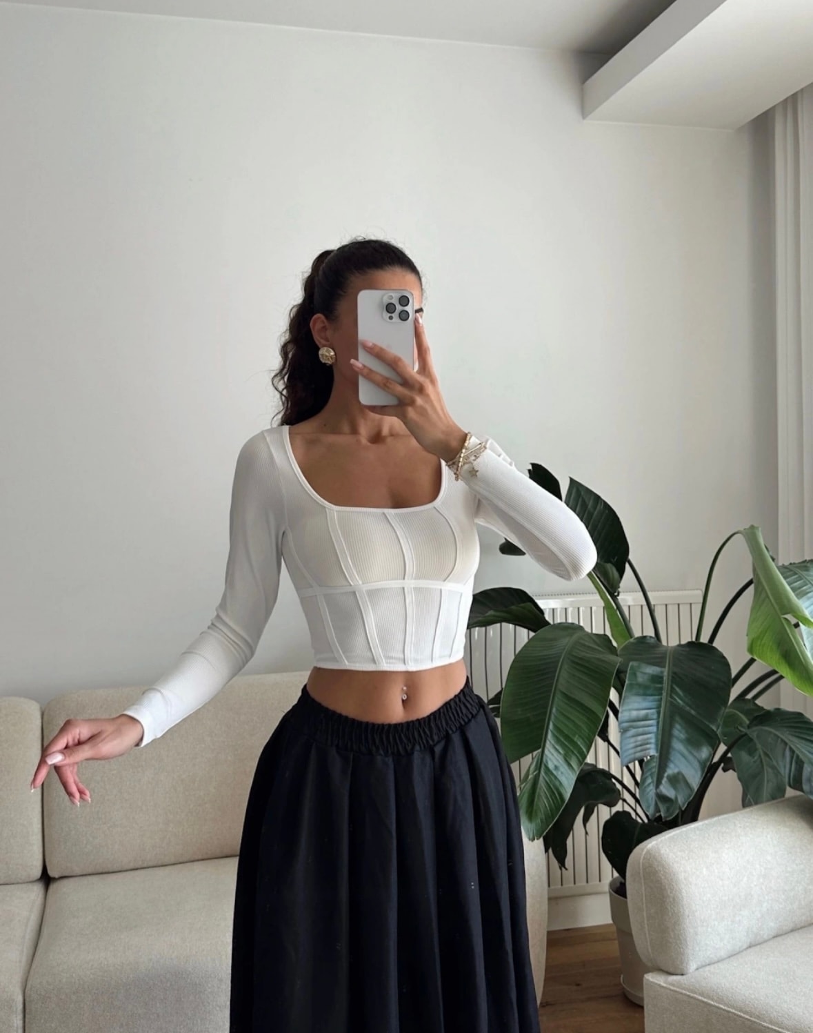 Fitilli U Yaka Beyaz Crop Bluz