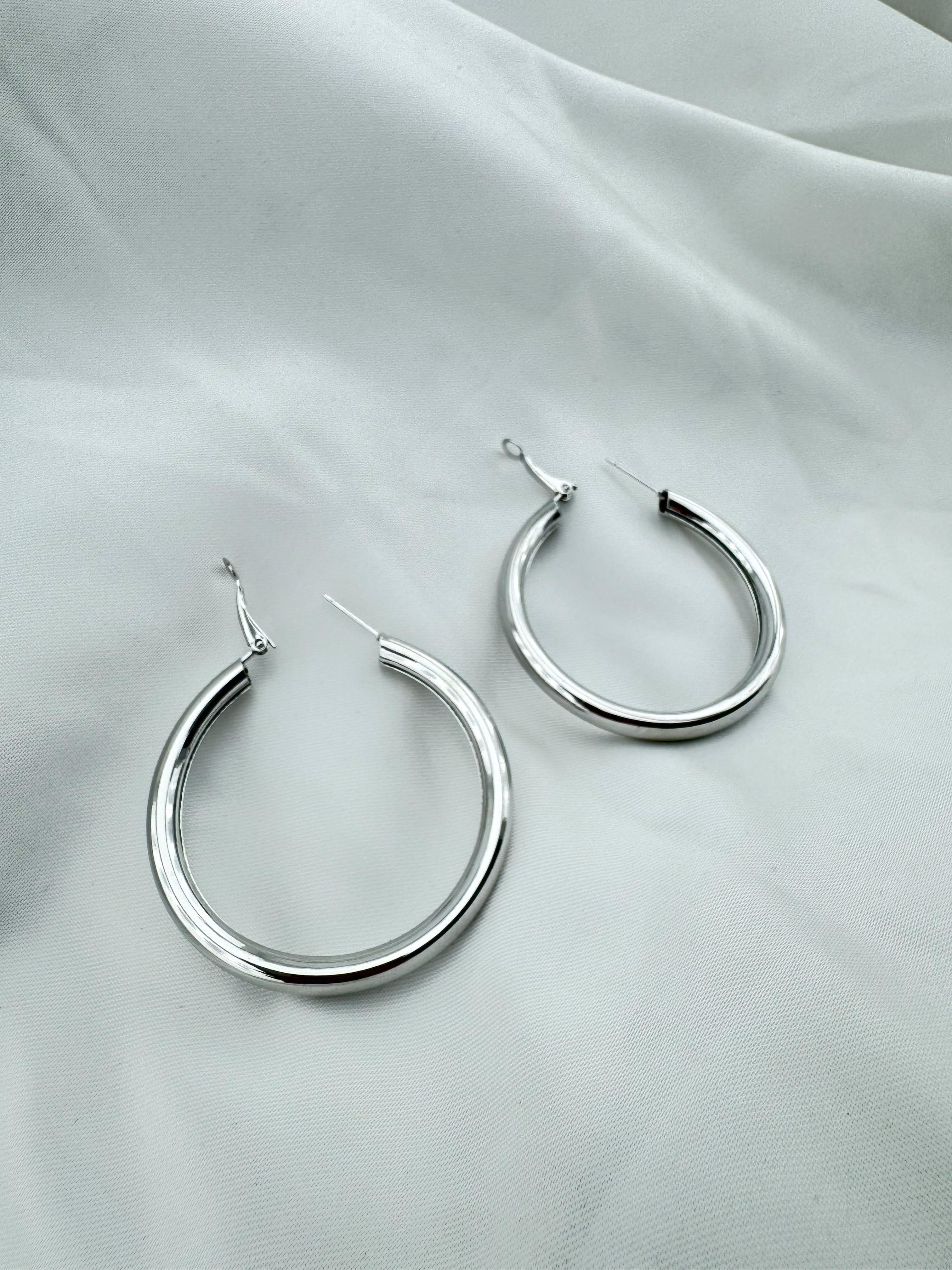 Gümüş Kaplama Halka Çelik Küpe