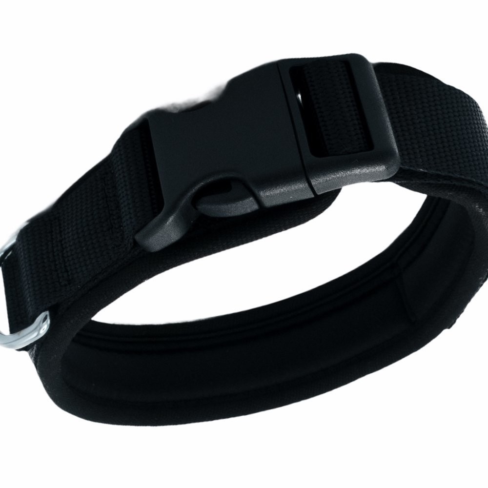 Doggie Havalı Dokumadan El Yapımı Köpek Boyun Tasması 2x35-45 Cm Siyah