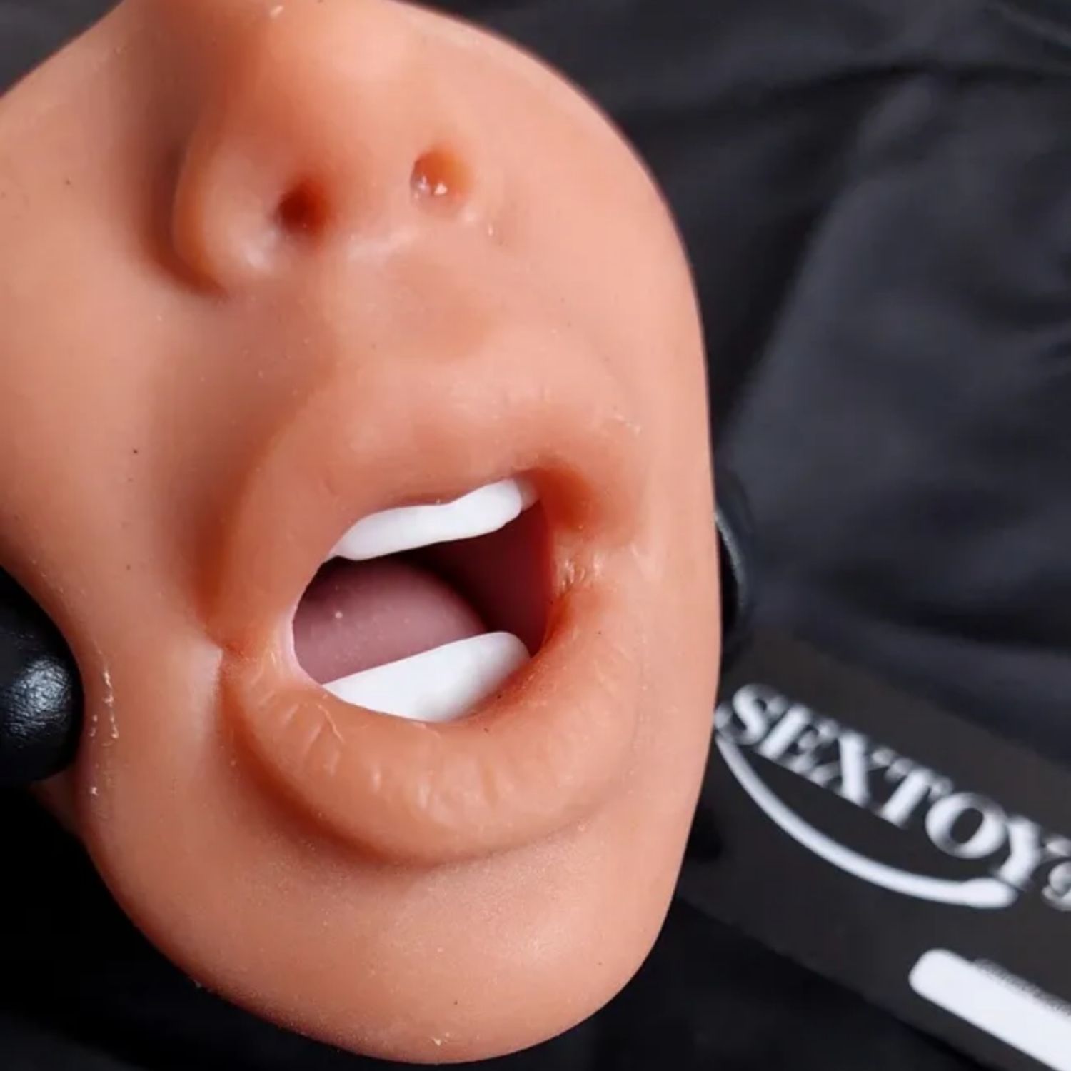 Ellie - Gerçekçi Yumuşak Dokulu 3 Girişli Oral Anal Realistik Vajina Mastürbatör 18 CM