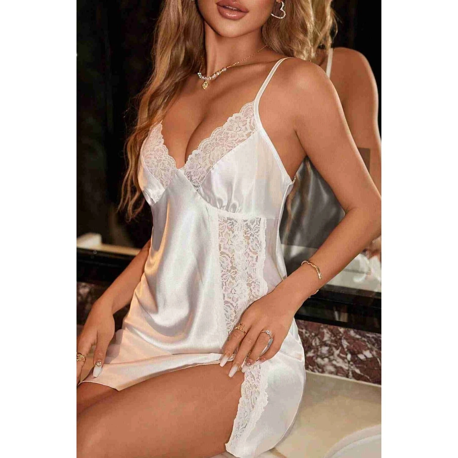 Sens Fantezi İç Giyim Yırtmaçlı Dantelli Askılı Seksi Elbise Erotik Saten Gecelik Beyaz - 2374