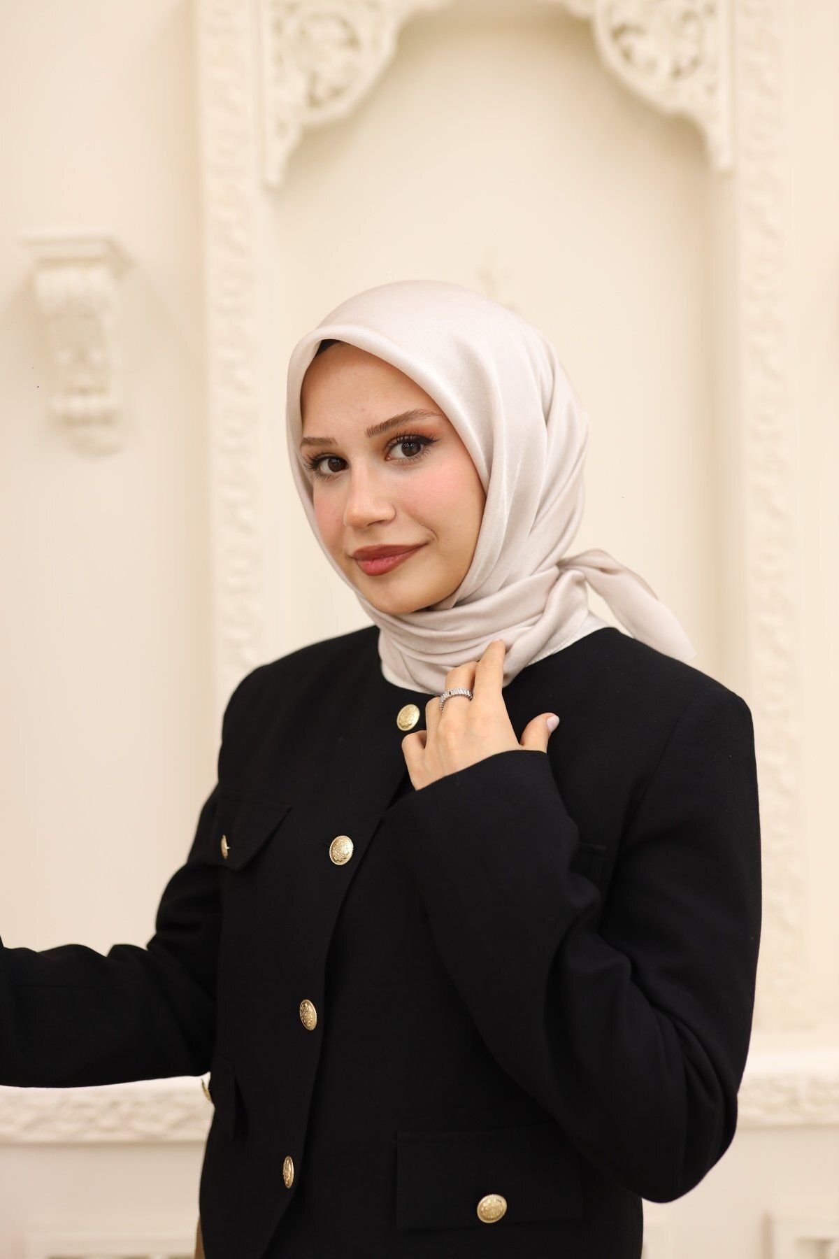Janjan Eşarp