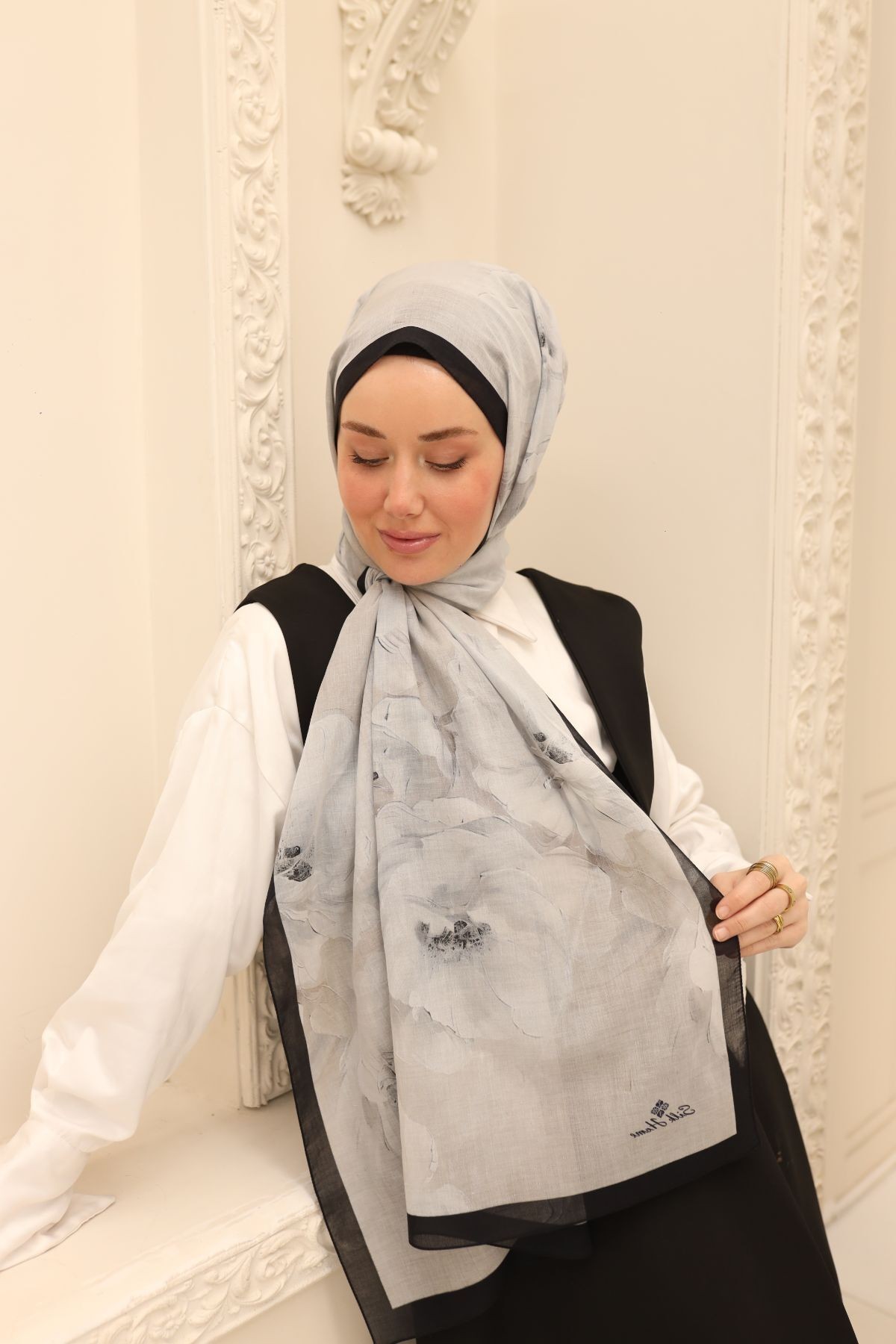 Manolya Desen Naria Şal
