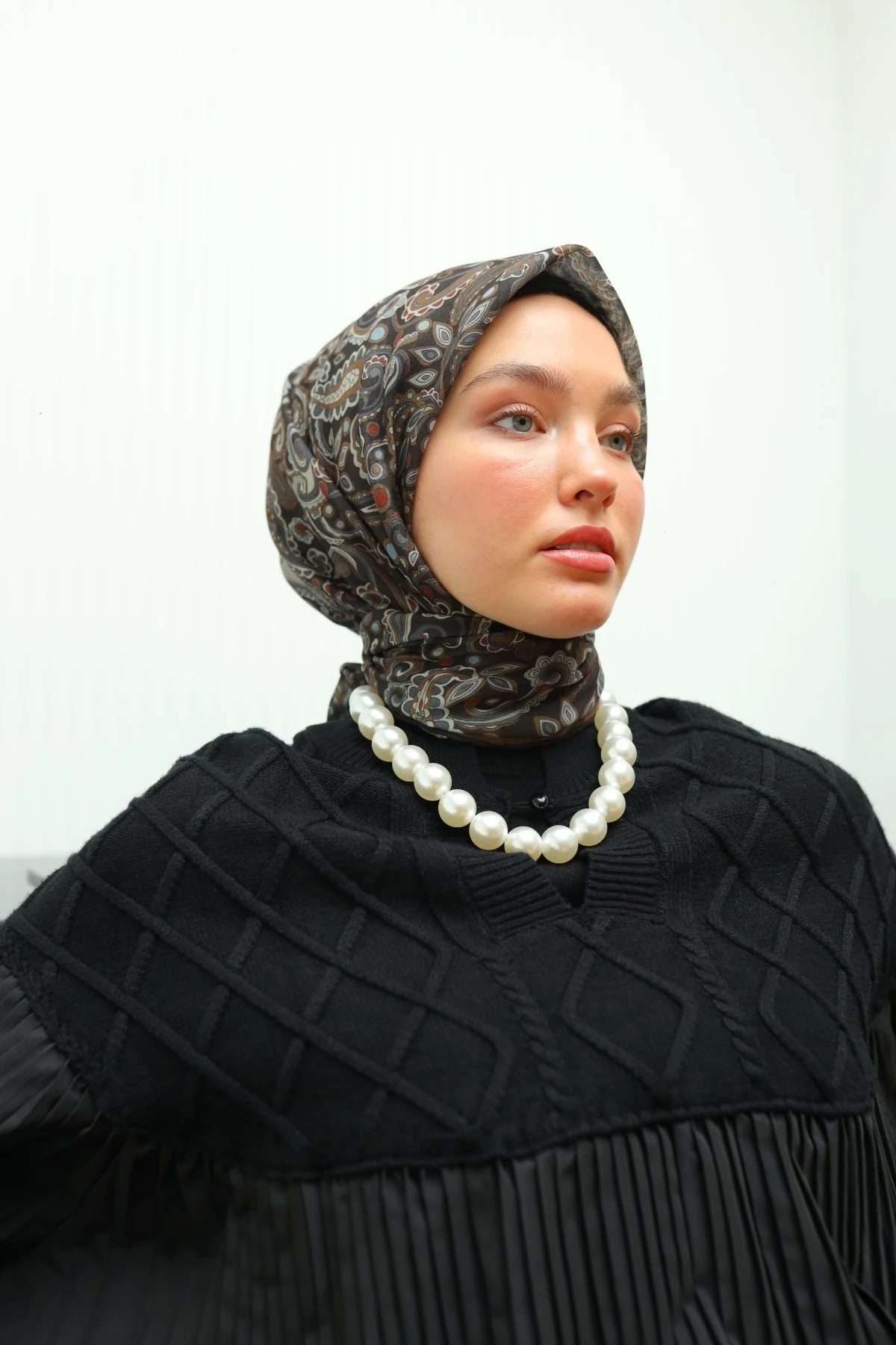 Figür Desen Soft Pamuk Eşarp