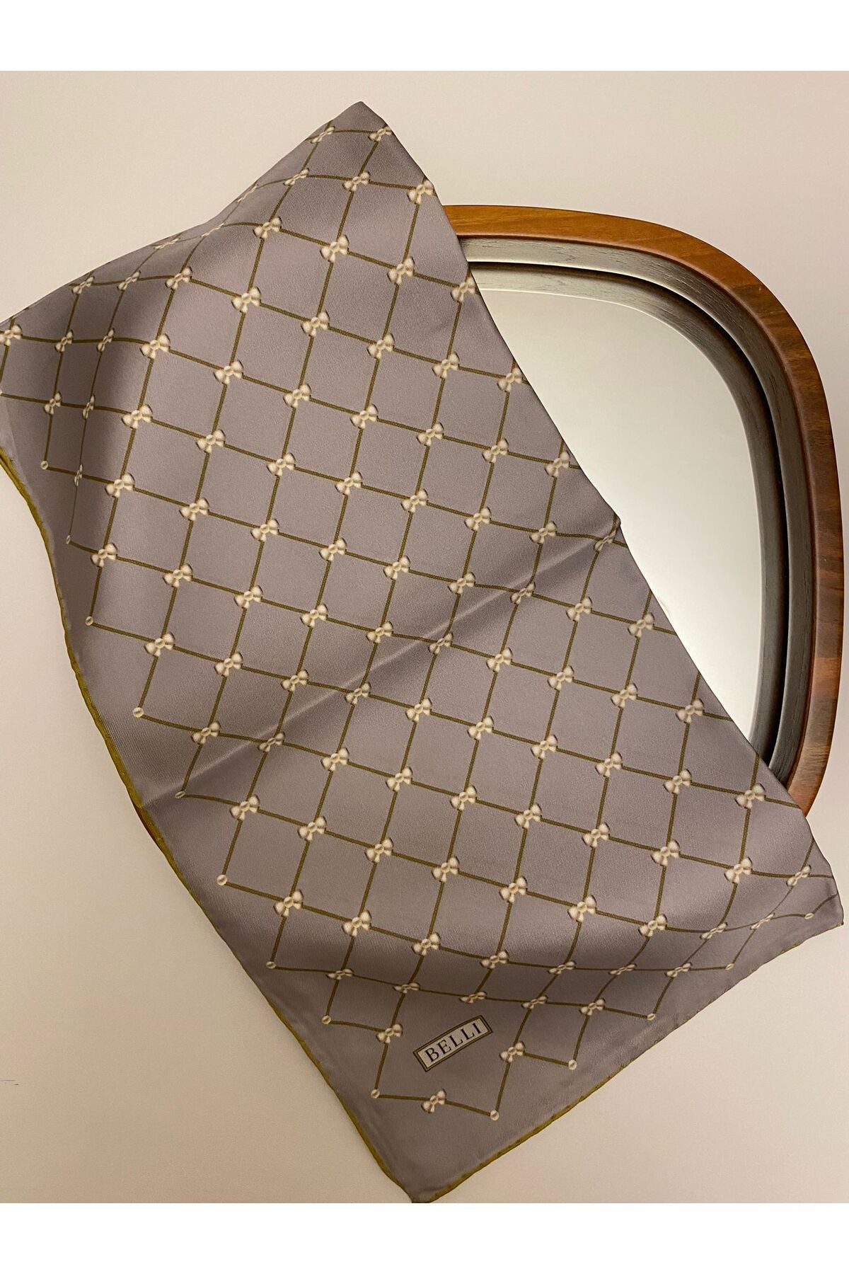 Kurdele Desen Twill İpek Eşarp - gri