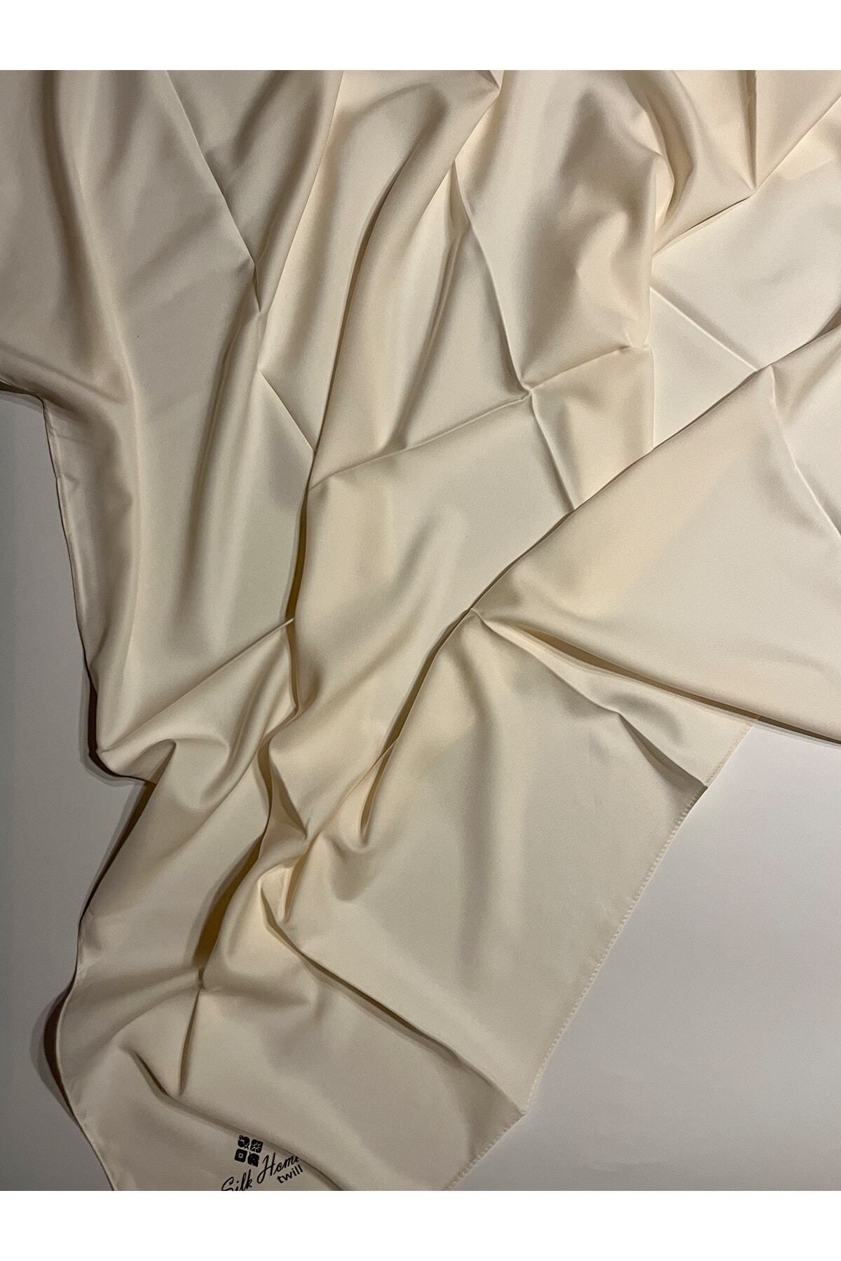 Düz Renk Twill Eşarp