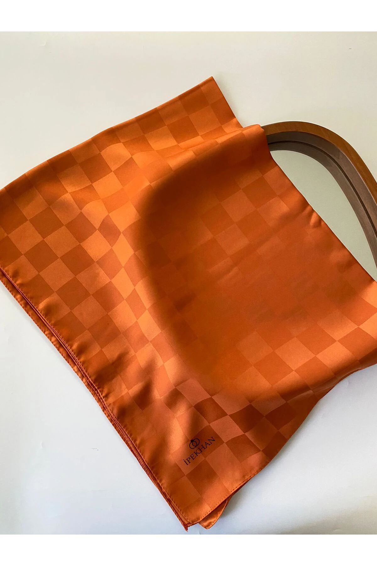 Damalı Desen Jakarlı Şal - turuncu