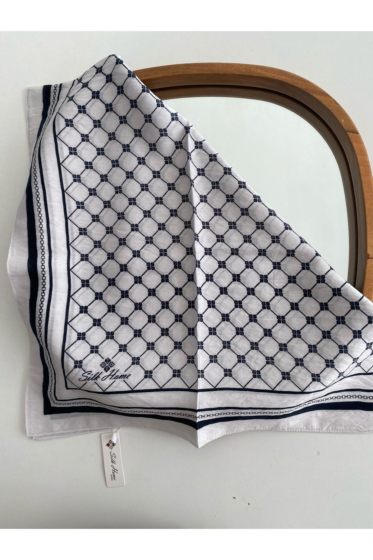 Monogram Desen Olinda Eşarp - beyaz&lacivert