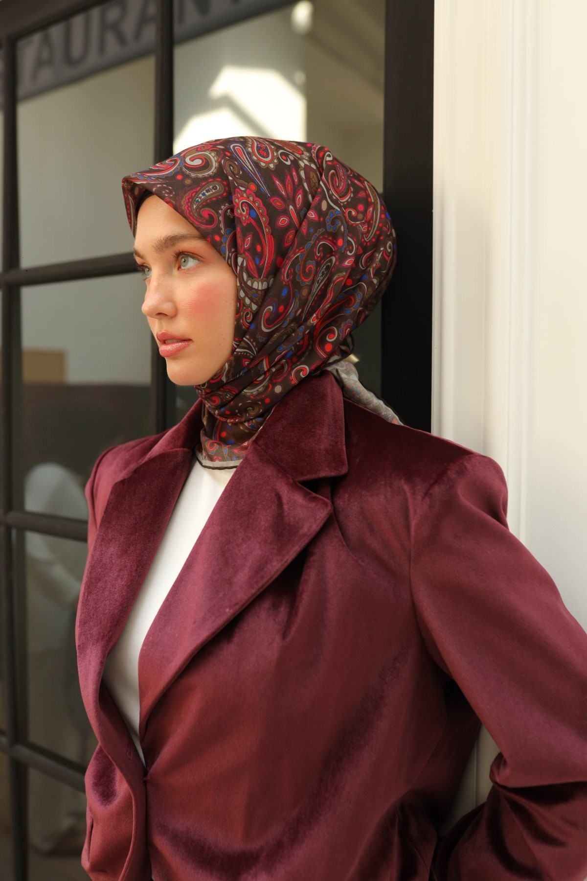 Figür Desen Soft Pamuk Eşarp