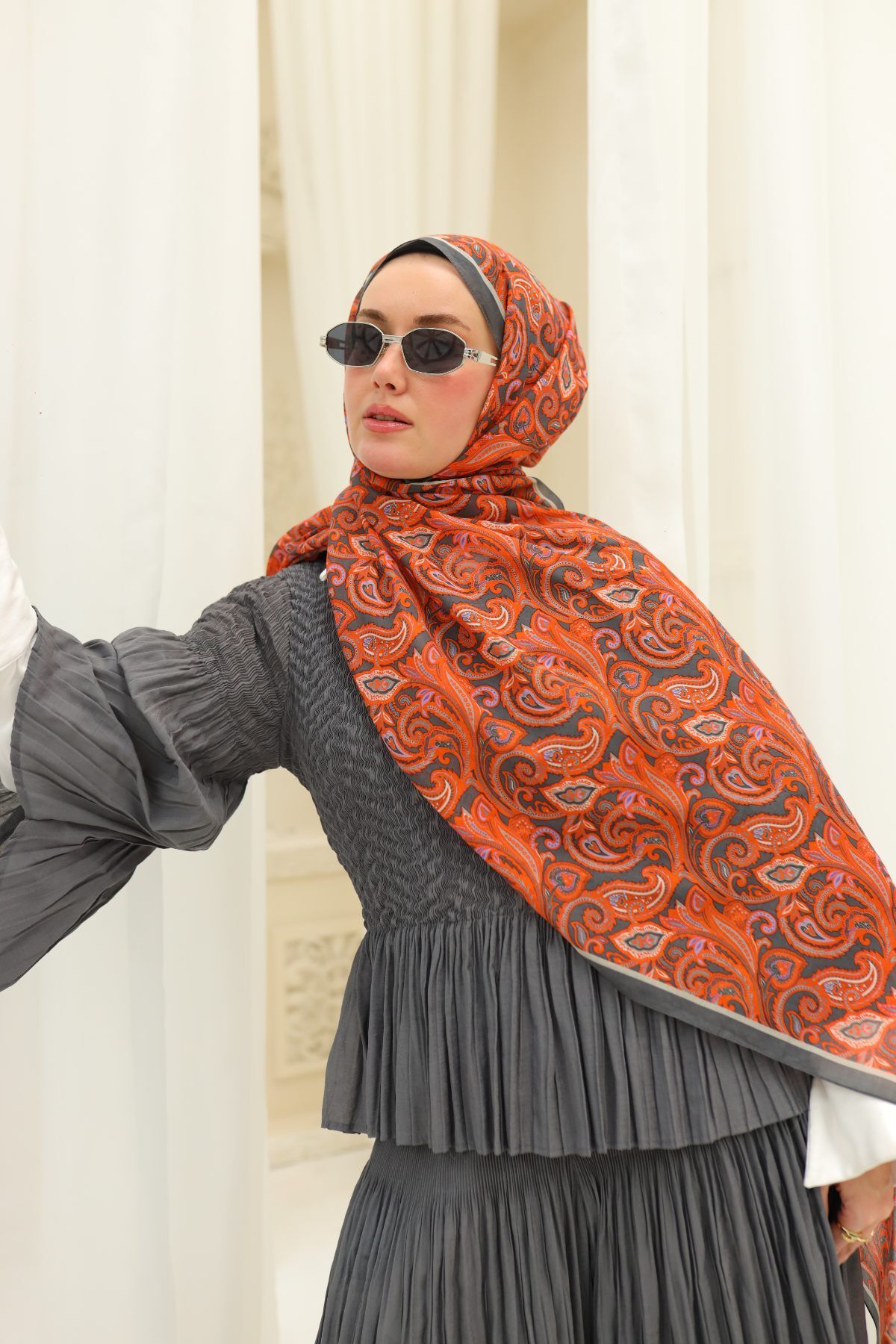 Leyla Desen Naria Şal