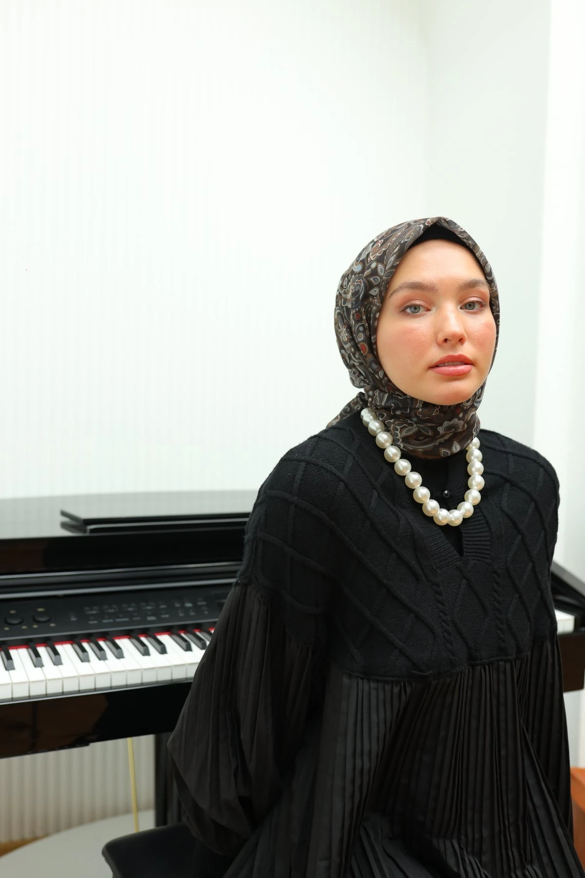 Figür Desen Soft Pamuk Eşarp