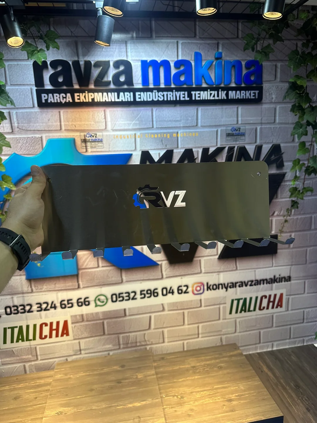 Rvz 10'lu Bez Asma Aparatı / Oto Detay Düzenleyici - Krom