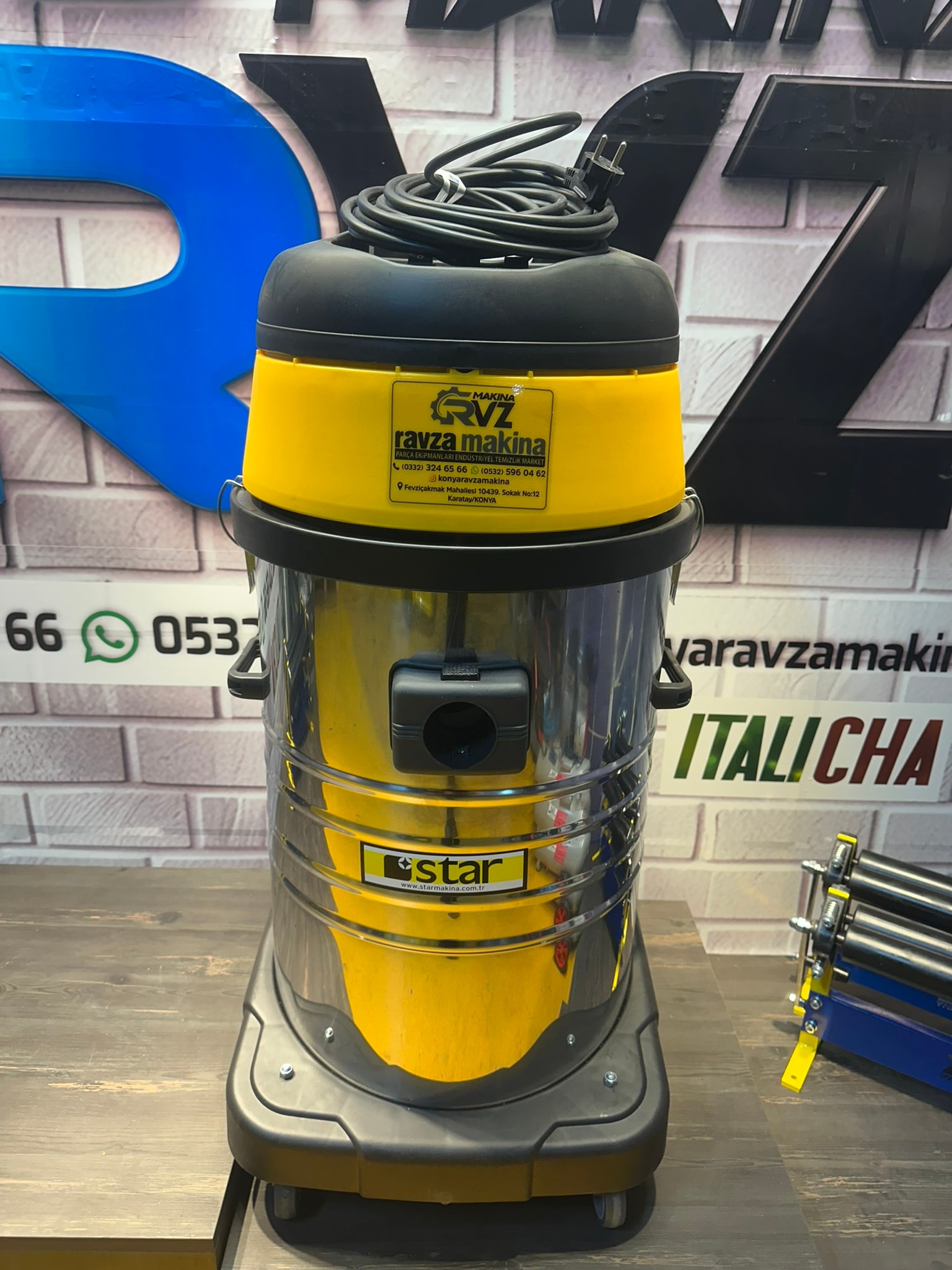 Star 603 WDM Üç Motorlu Profesyonel Elektrik Süpürgesi