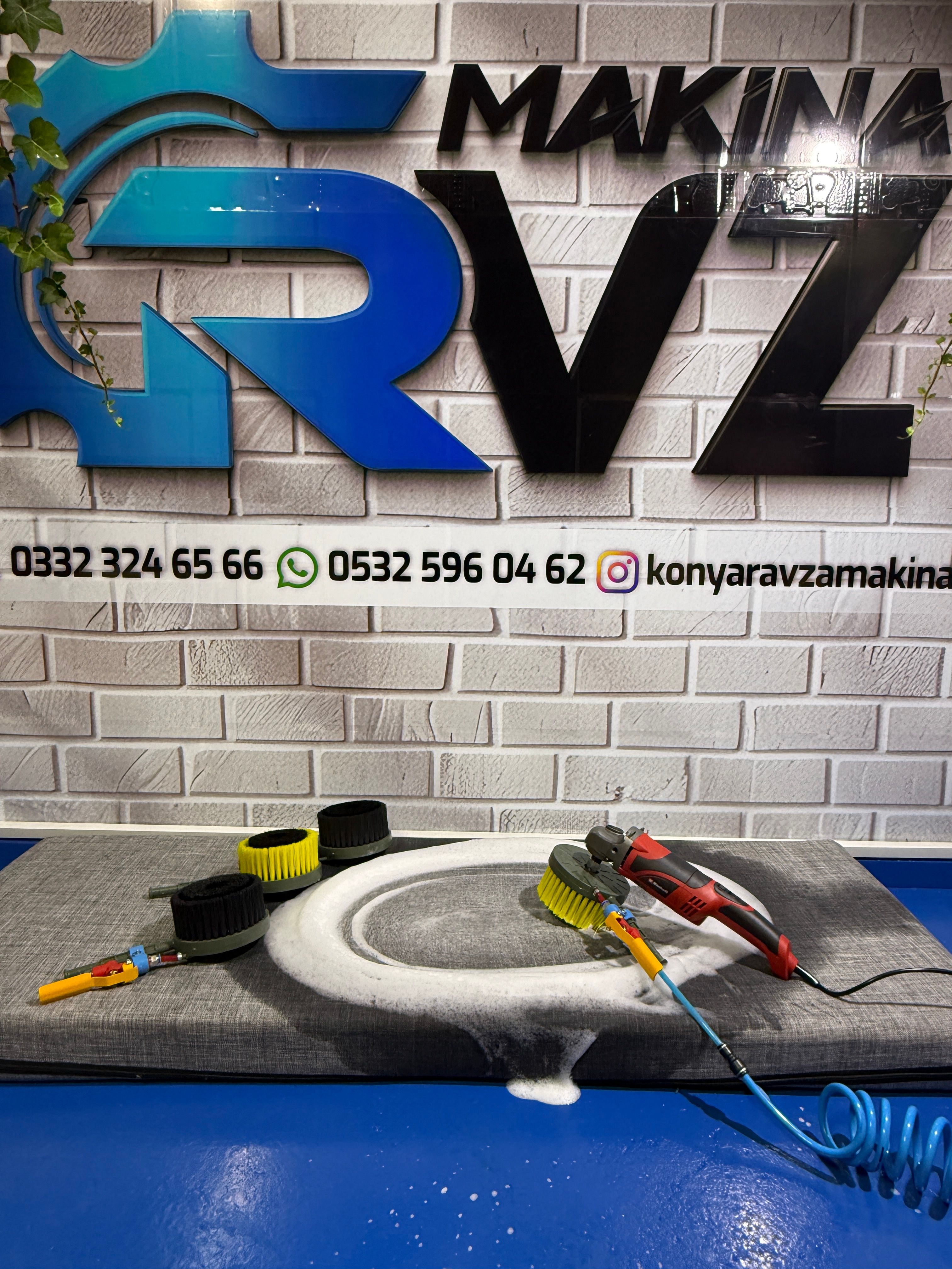 Rvz Tetikli Su Sıçratmayan Fırça / İthal Yumuşak Kıl
