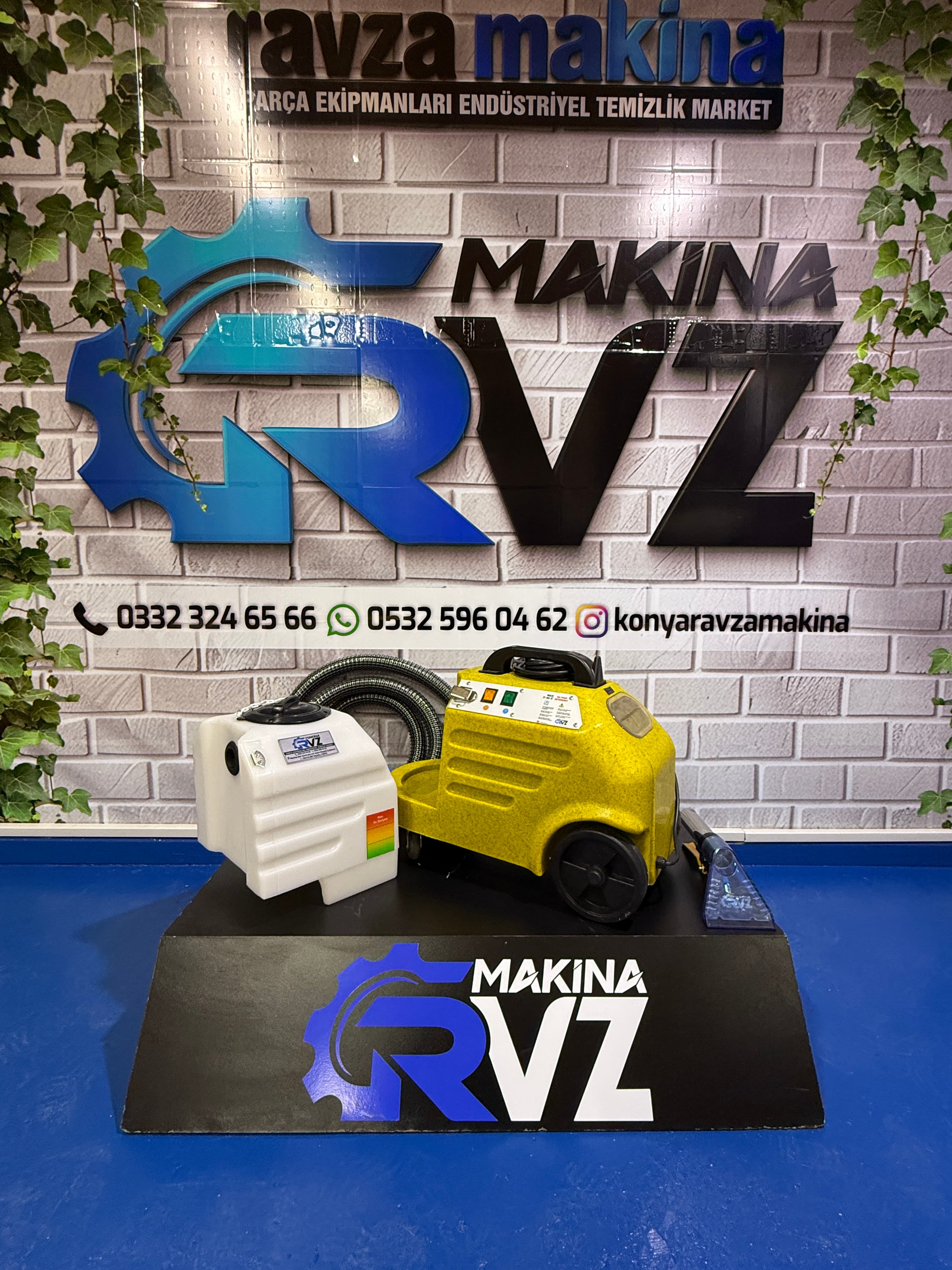 Rvz Tek Motorlu Koltuk ve Halı Yıkama Makinesi