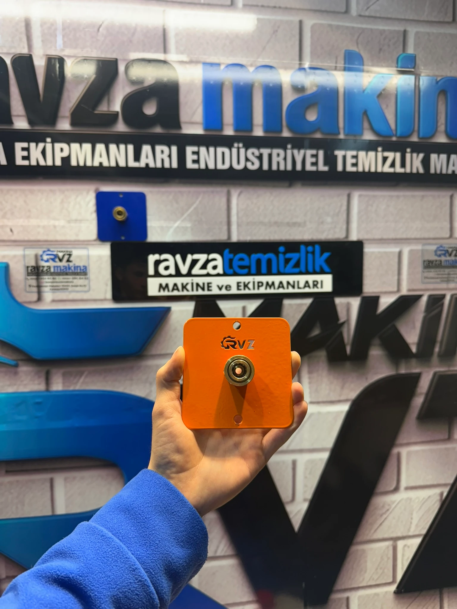 Rvz Jet Foam Asma Aparatı Jaklı / Oto Detay Düzenleyici