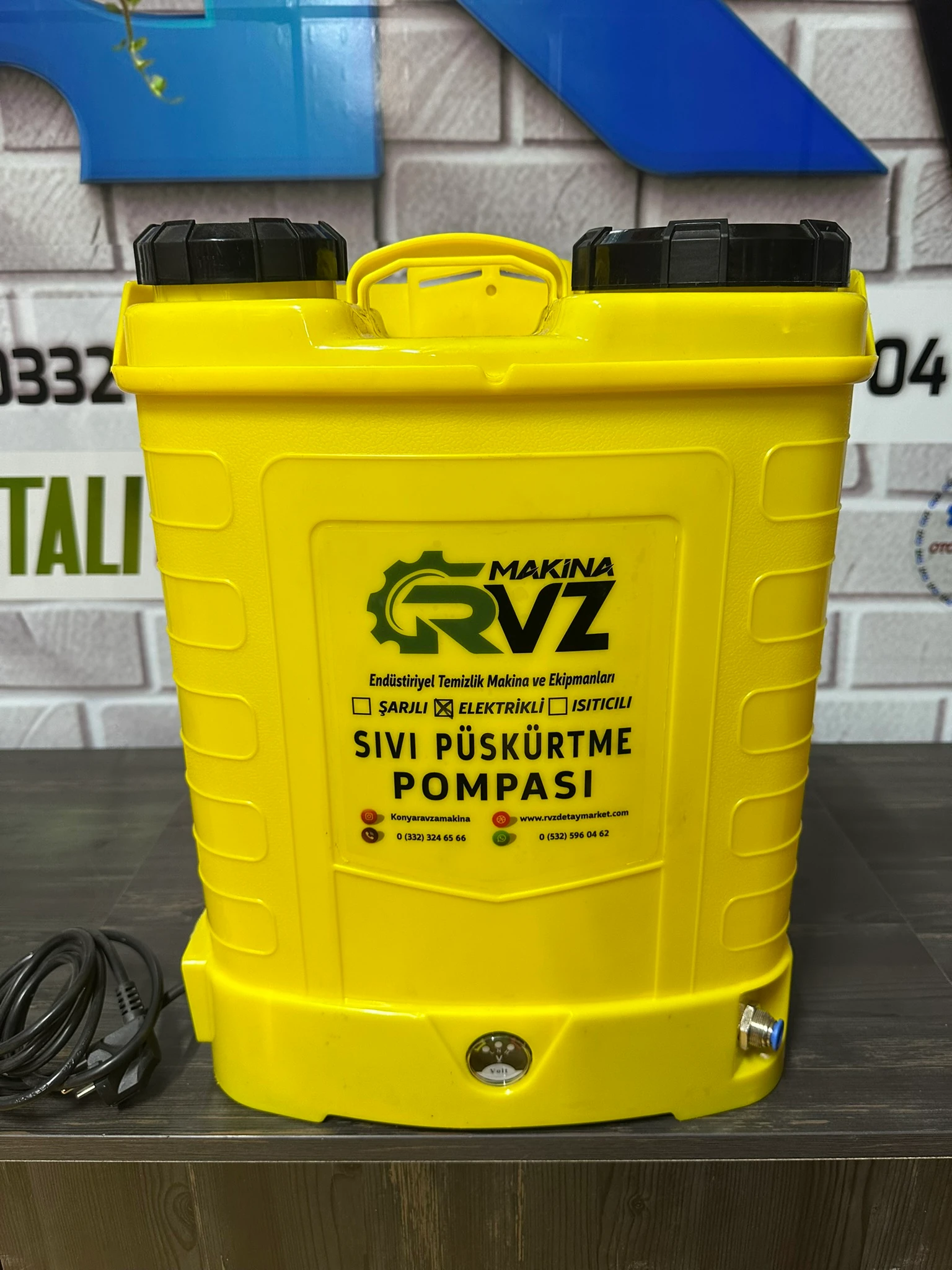 Rvz 16 Lt Elektrikli Sıvı Püskürtme Pompası + Hortum & Tetik Set Halinde