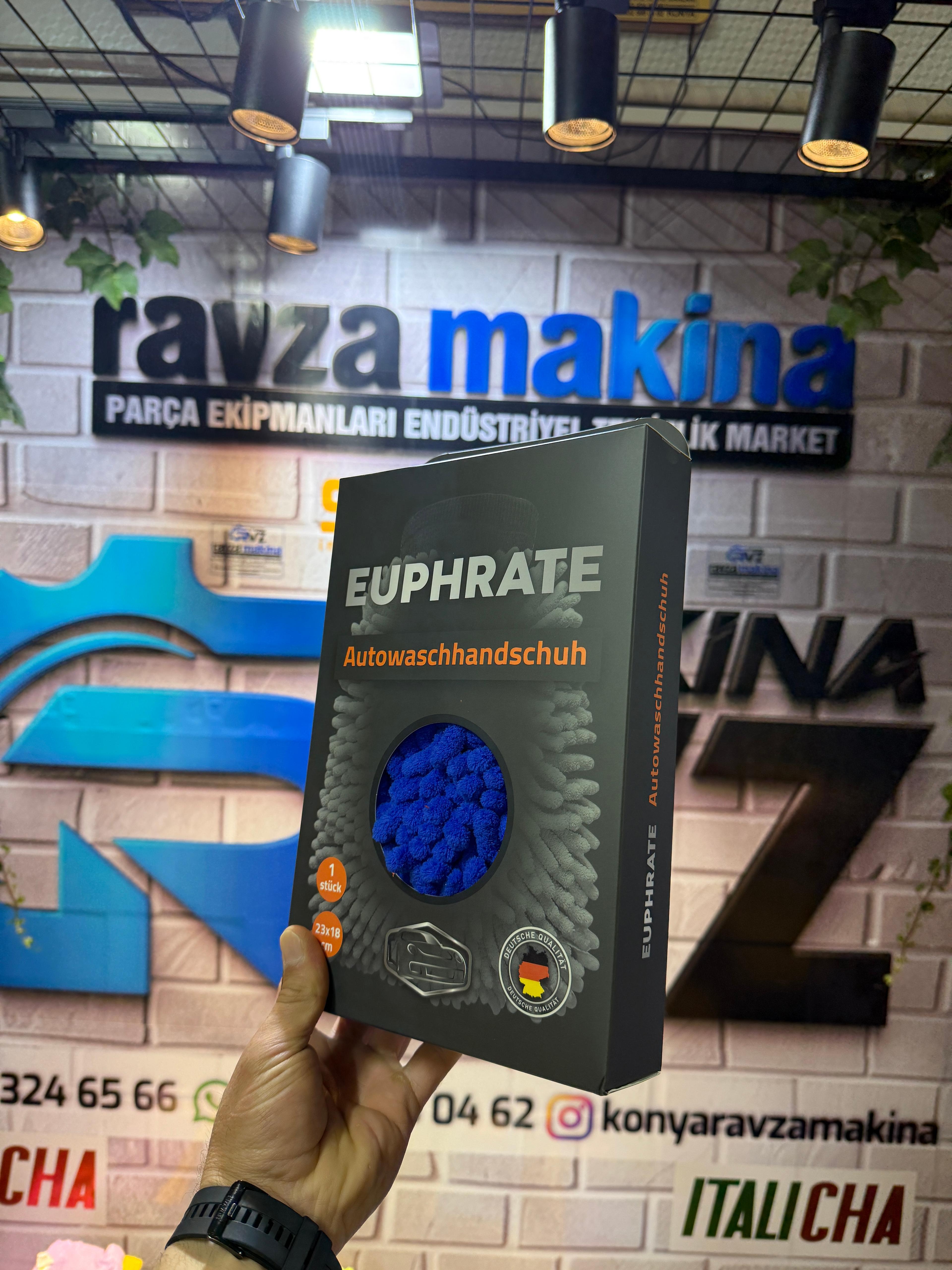 Euphrate Kfz Çift Taraflı Mikrofiber Makarna Yıkama Eldiveni 23x18 Cm. - Mavi