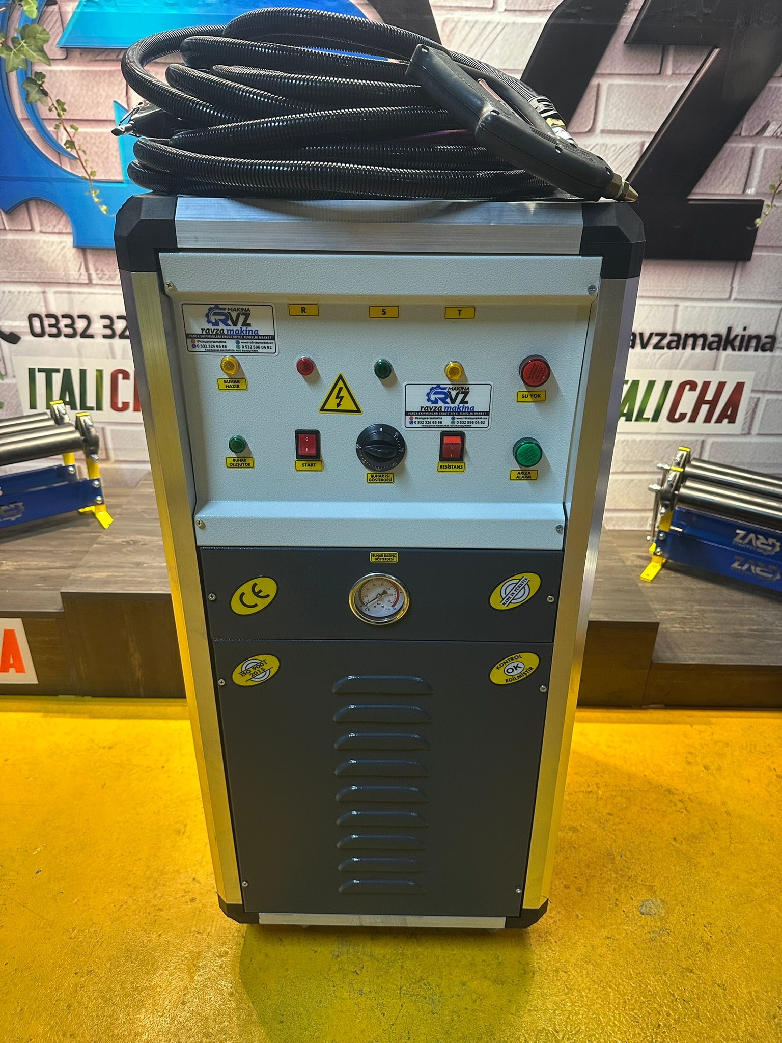 Rvz 40 Lt Kapasiteli Profesyonel Buhar Makinesi