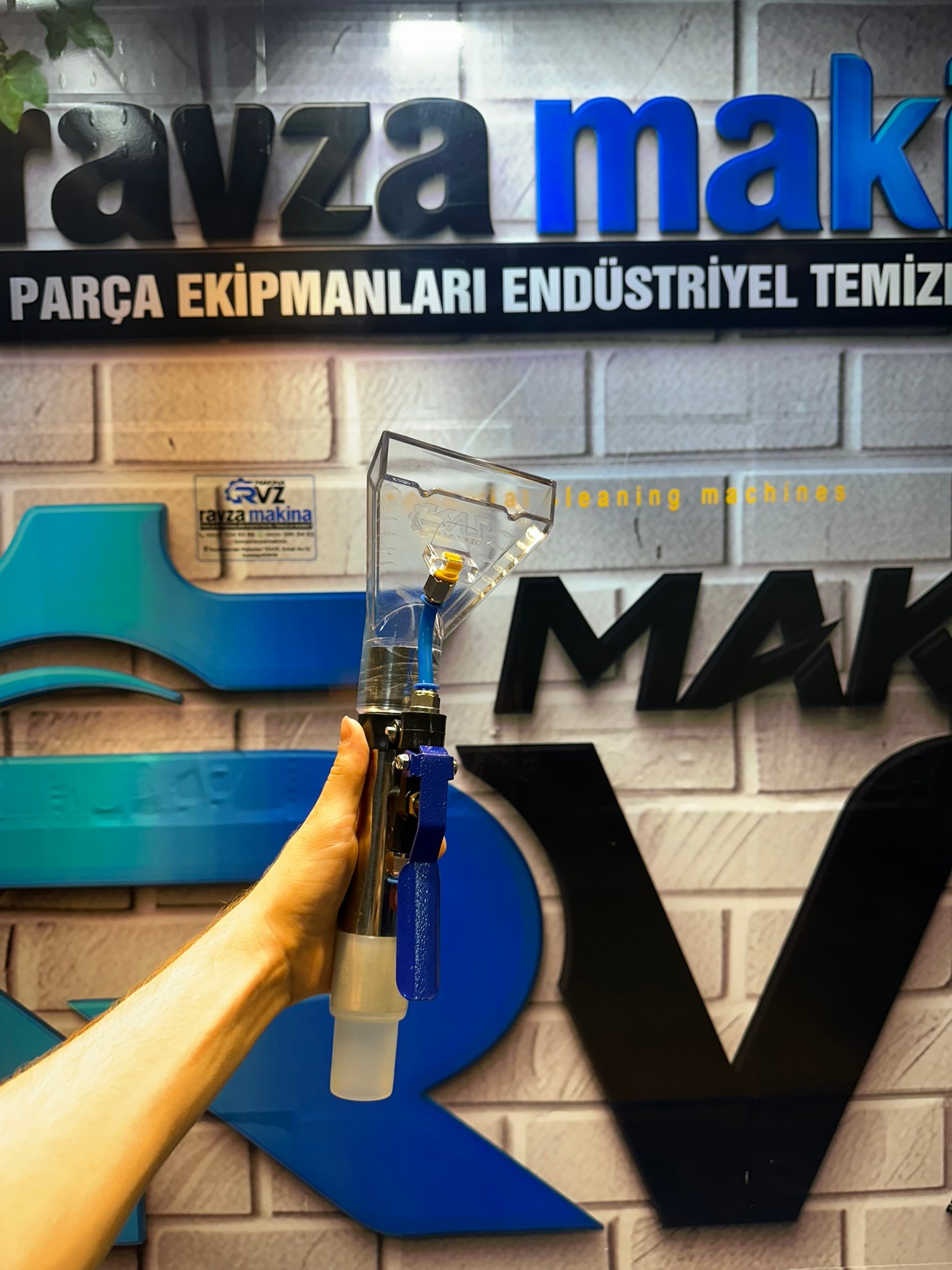 Rvz Karcher Puzzi 8/1 - 10/1 Uyumlu Şeffaf Mika Koltuk Aparatı
